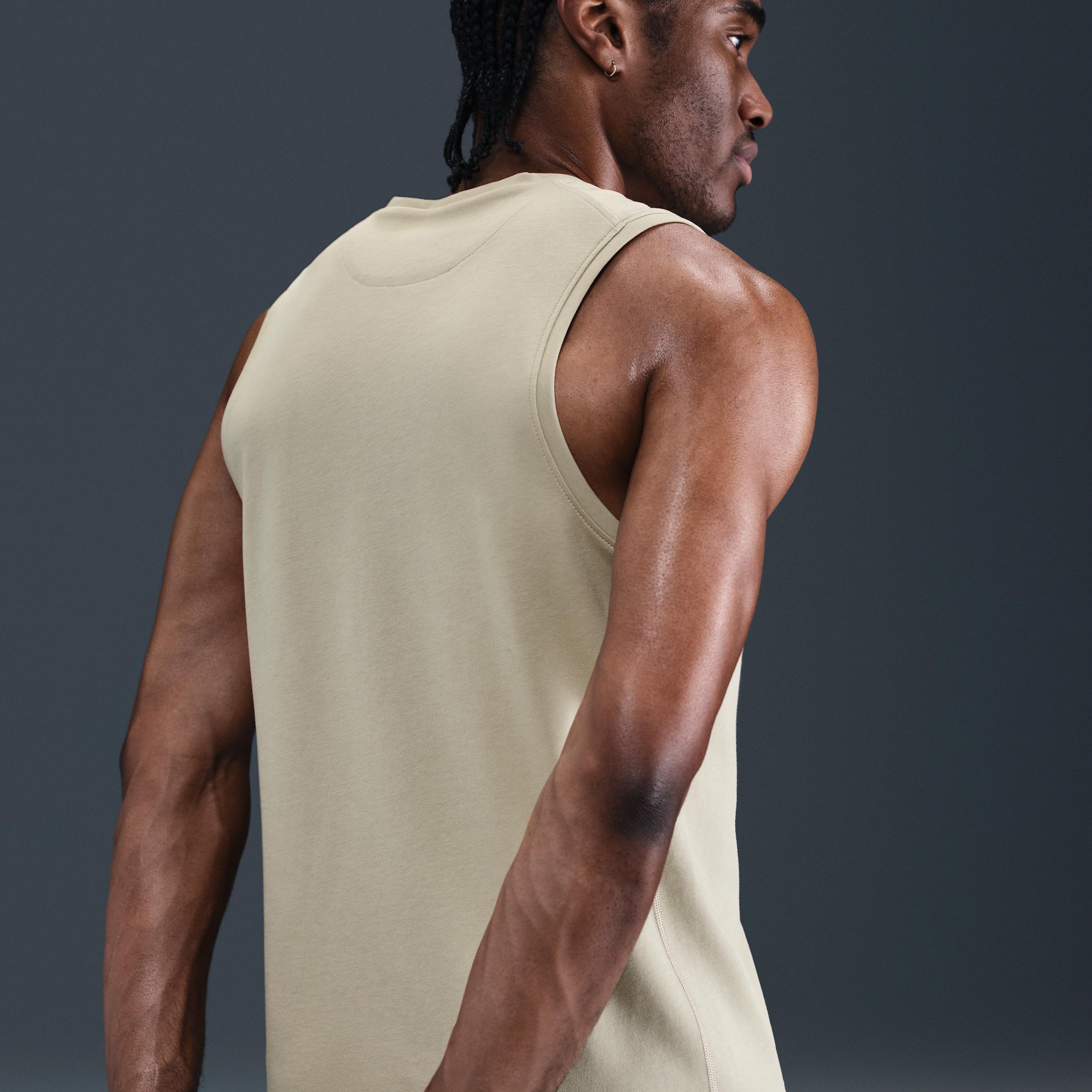 Nike Men's Primary Dri-FIT Versatile Tank Top Product Image