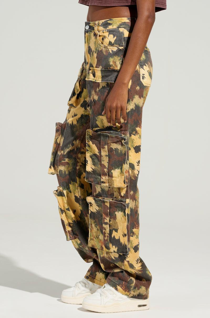 FLYING HIGH CAMO PANT Product Image