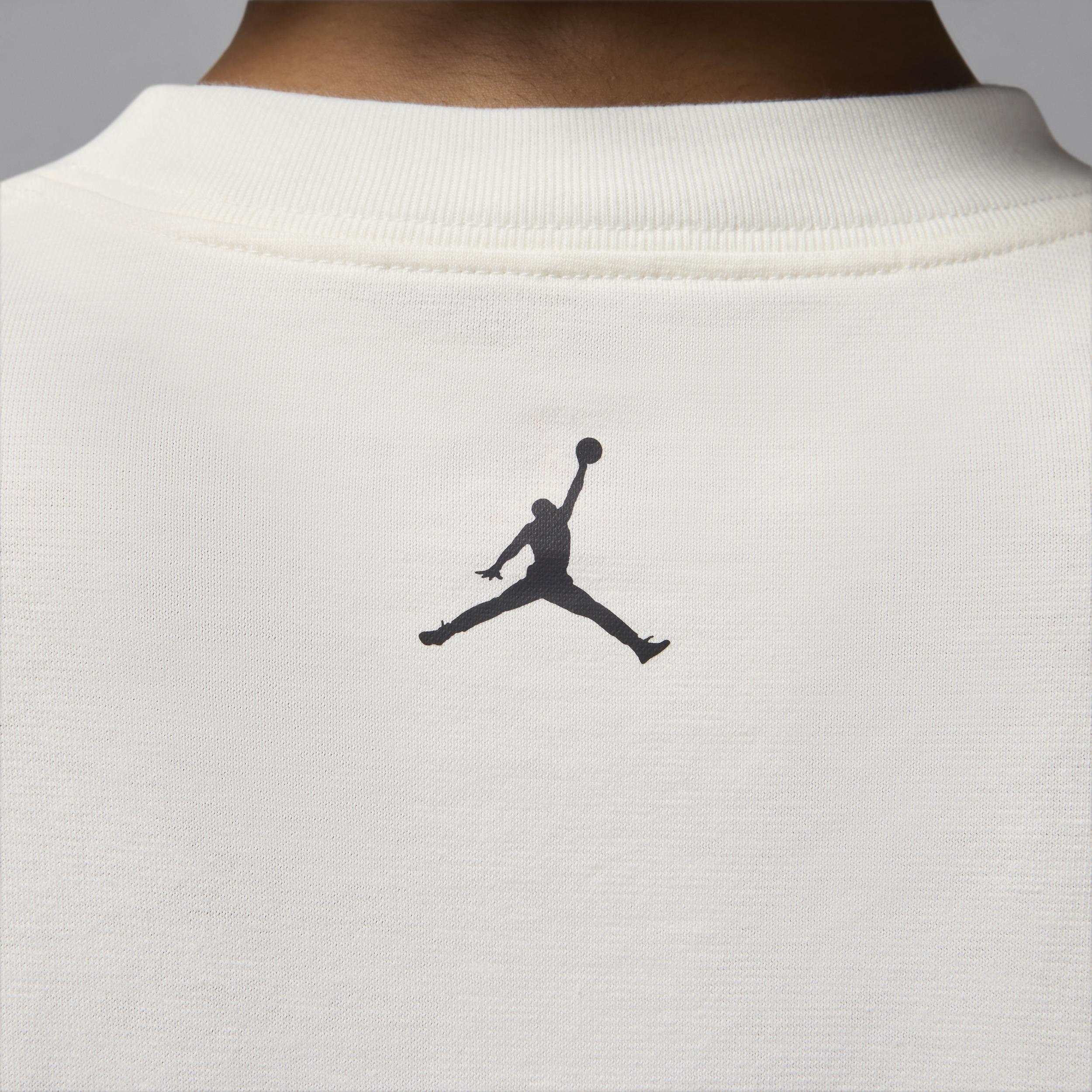 Women's Jordan Oversized Long-Sleeve T-Shirt Product Image