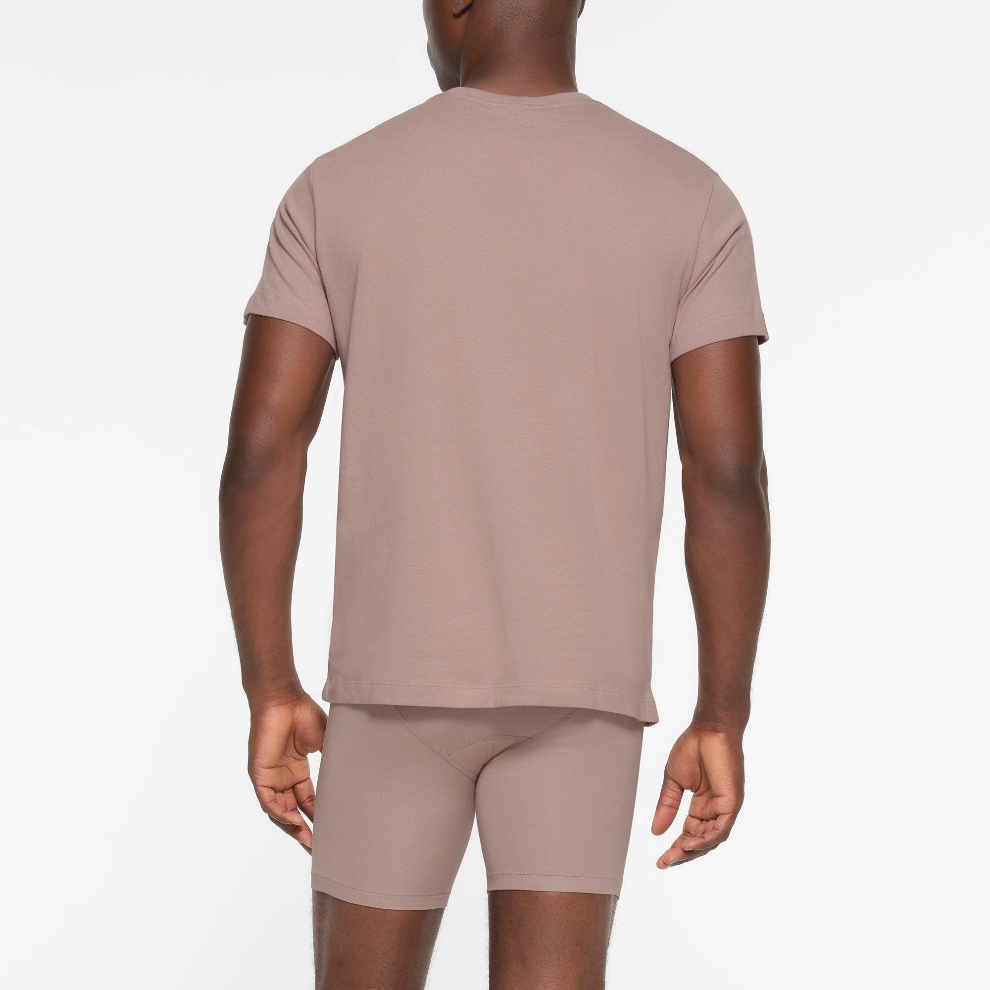 SKIMS COTTON MENS CLASSIC T-SHIRT | FAWN Product Image