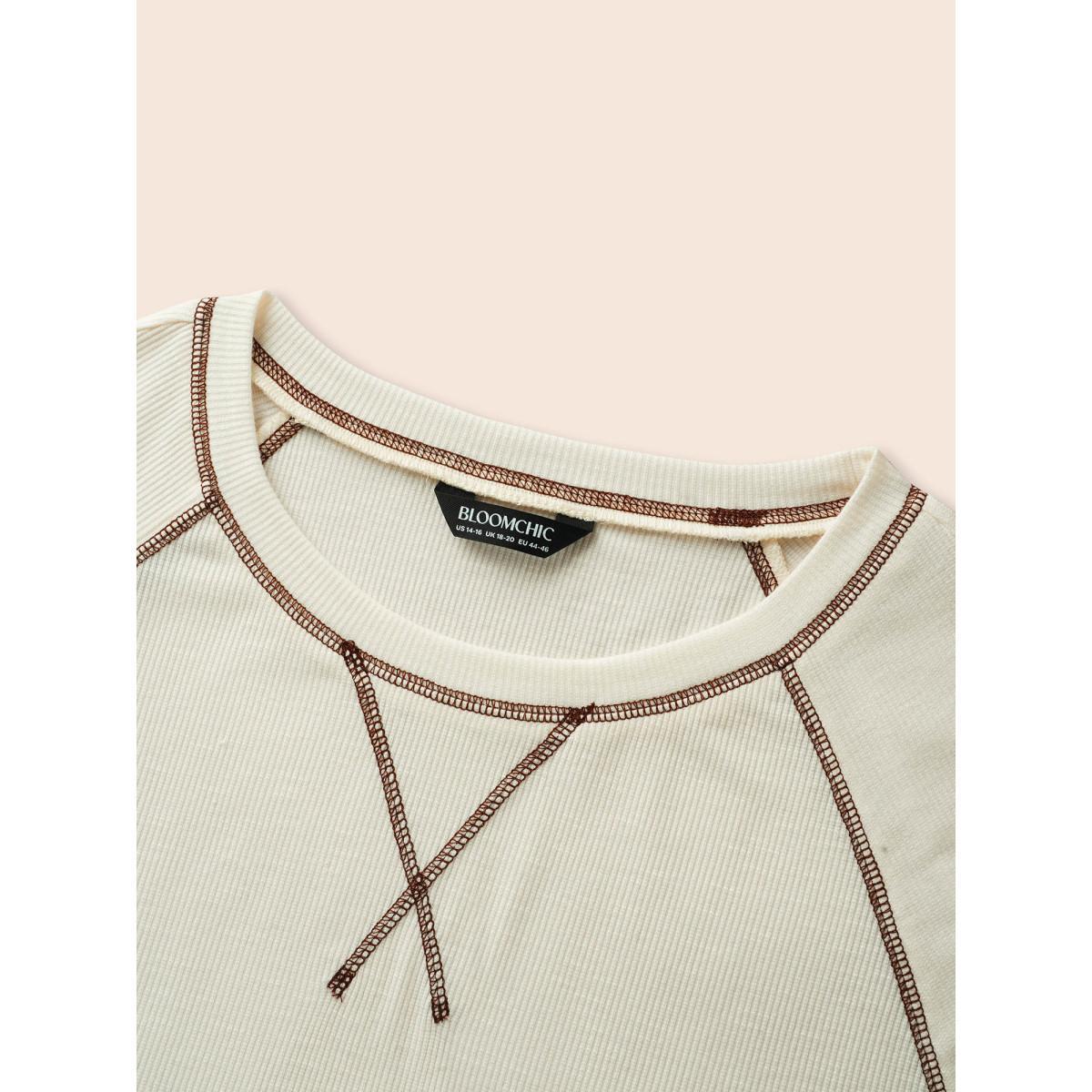 Plus Size Crew Neck Contrast Stitch Raglan Sleeve T-shirt Ivory Women Casual Topstitching Round Neck Everyday T-shirts BloomChic 26/4X Product Image