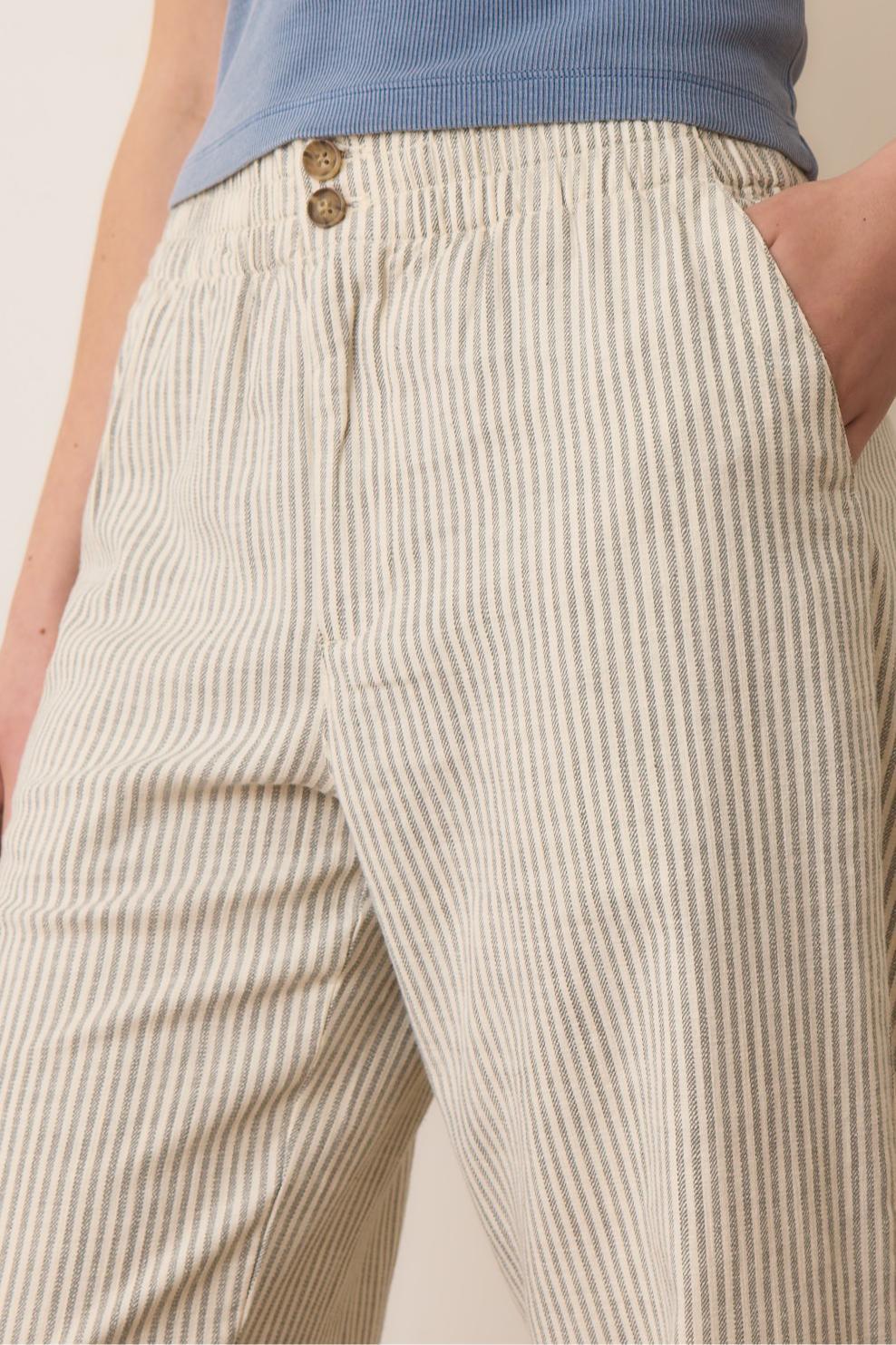 Elle Relaxed Crop Pant Product Image