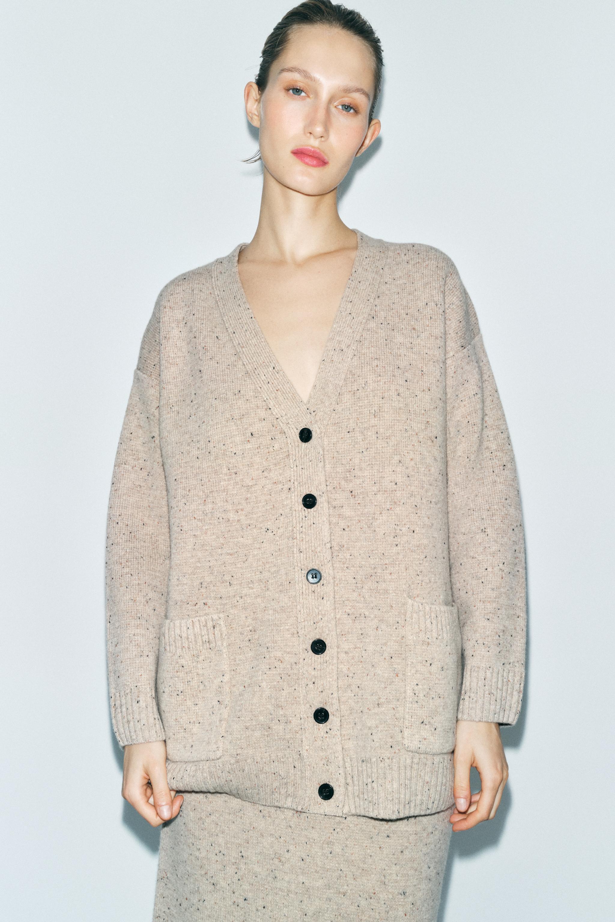 OVERSIZED 100% WOOL CARDIGAN Product Image