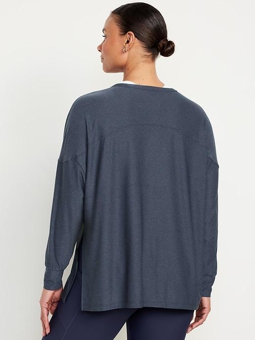 CloudMotion Tunic Product Image