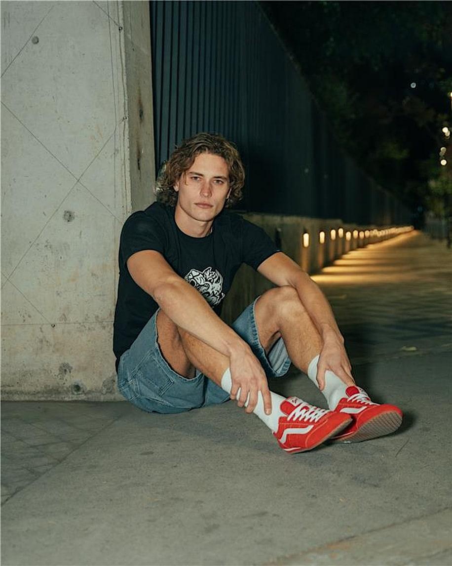 Super Lowpro Shoe in Racing Red| Vans US Product Image