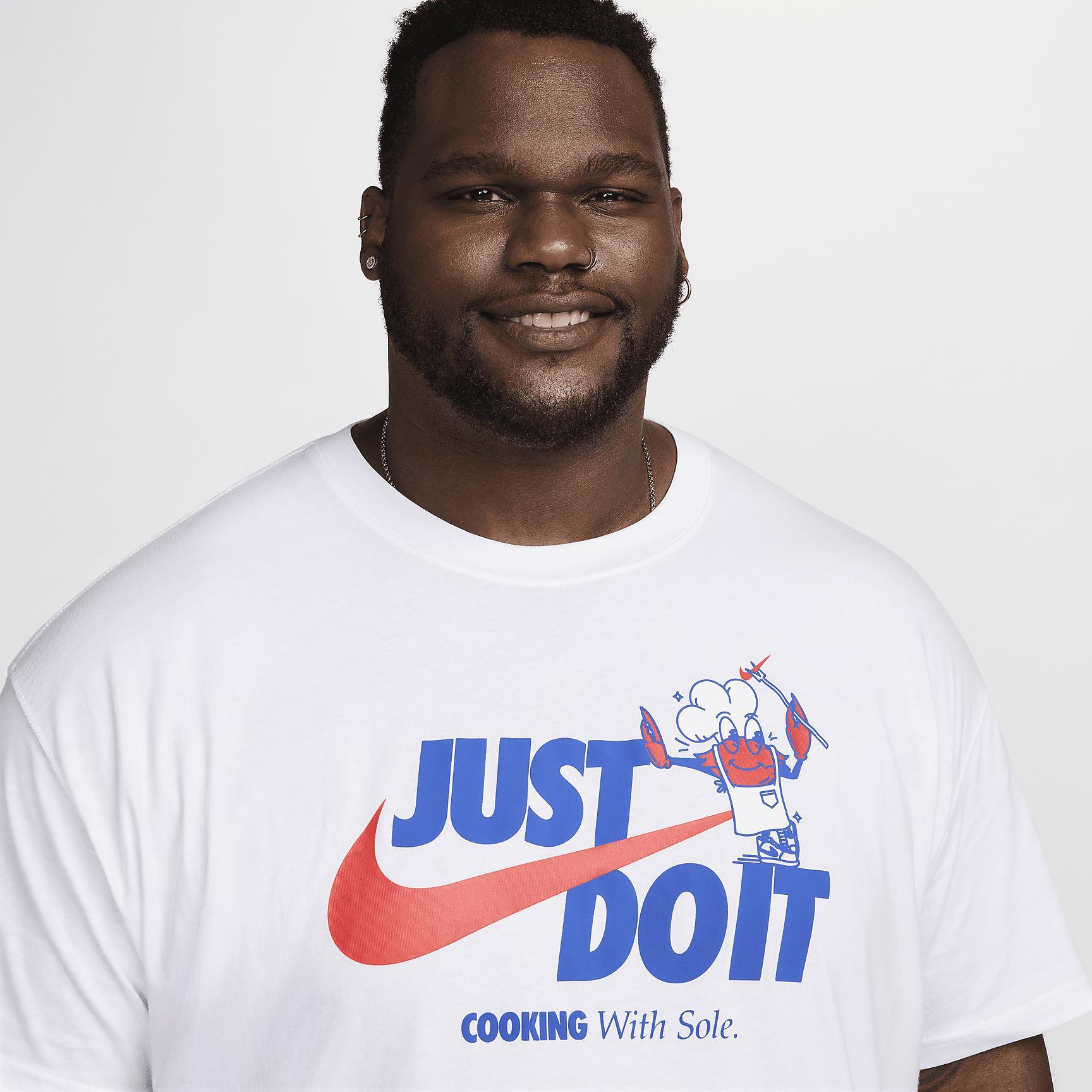 Men's Nike Sportswear Max90 T-Shirt Product Image