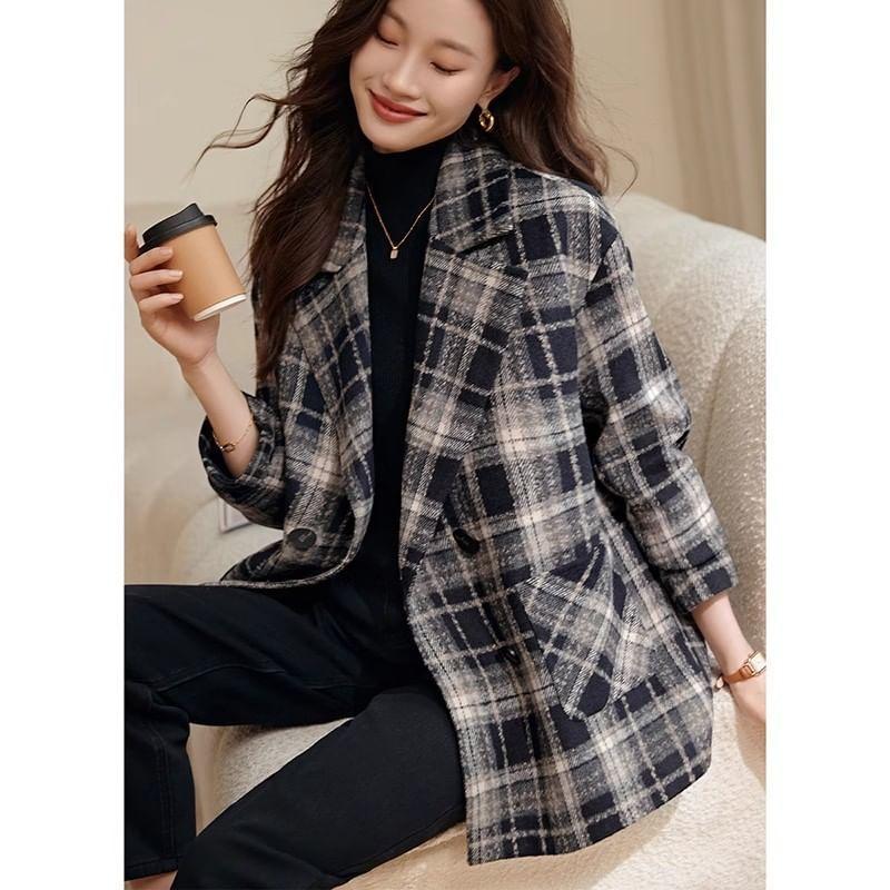 Lapel Collar Plaid Double-Breasted Oversized Blazer Product Image