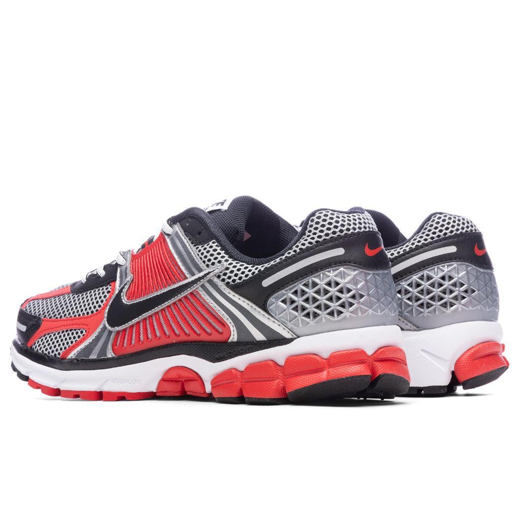 Zoom Vomero 5 - Metallic Silver/Black/University Red Male Product Image