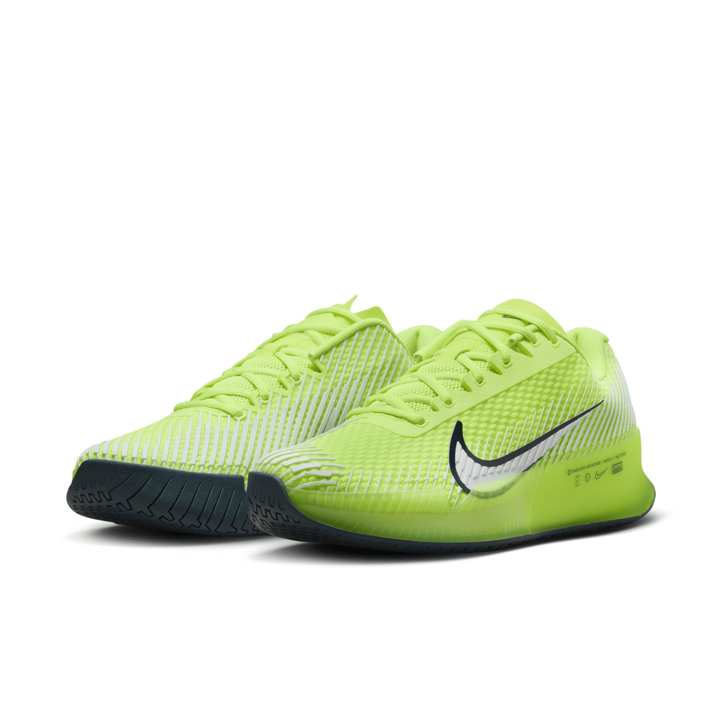 Nike Men's Court Air Zoom Vapor 11 Hard Court Tennis Shoes Product Image