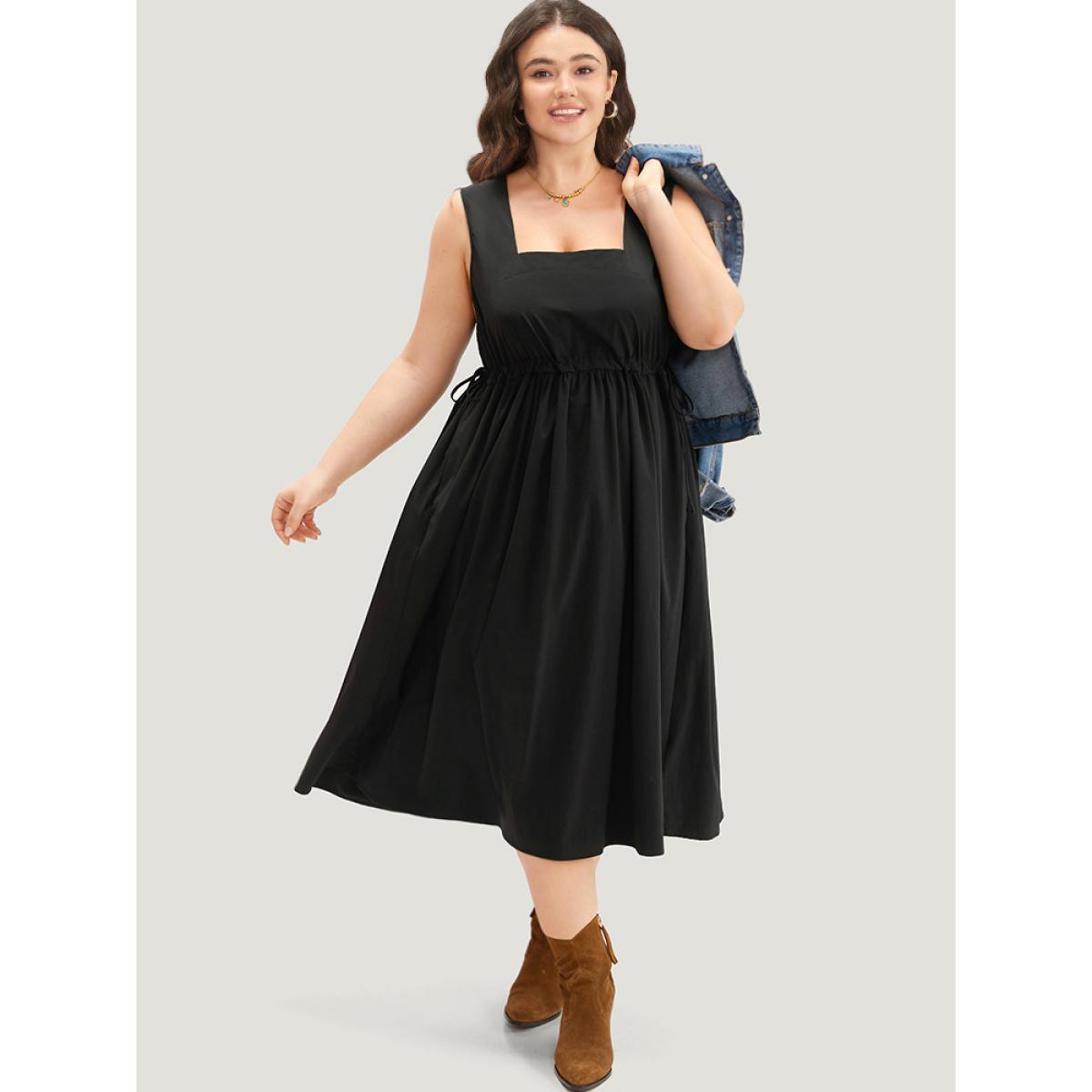 Plus Size Solid Pocket Drawstring Gathered Sleeveless Dress Black Women Casual Plain Spaghetti Strap Sleeveless Curvy Midi Dress BloomChic 22-24/3X Product Image