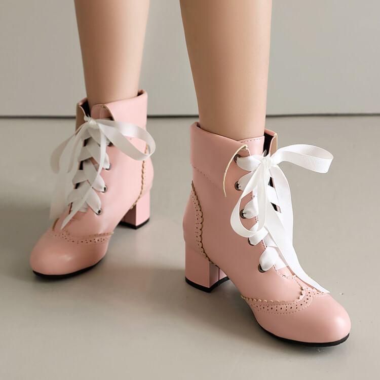 Chunky Heel Lace-Up Wingtip Brogue Short Boots Product Image