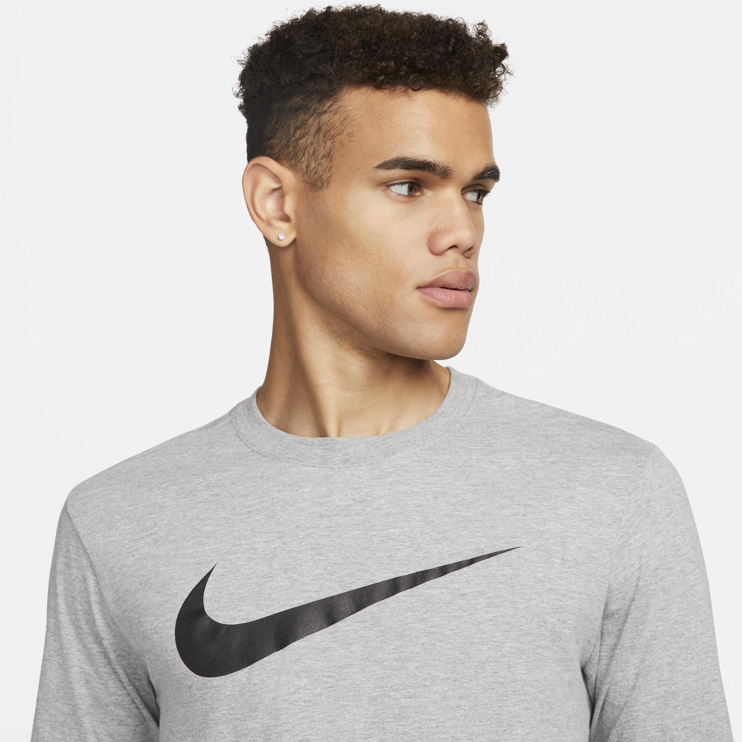 Men's Nike Sportswear Long-Sleeve T-Shirt Product Image