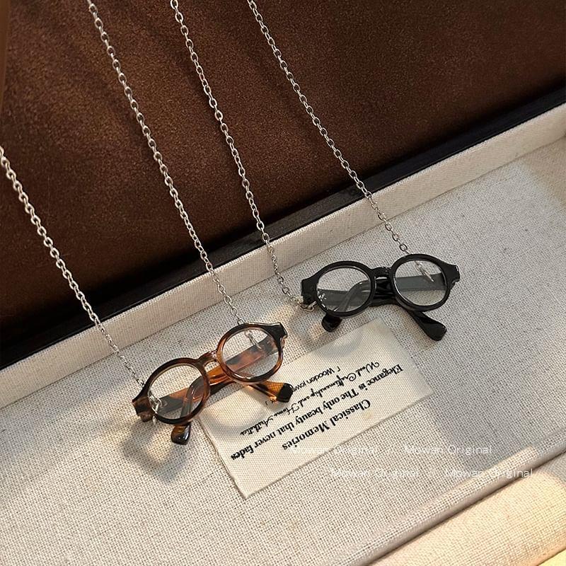 Miniature Eyeglasses Resin Pendant Alloy Necklace Product Image