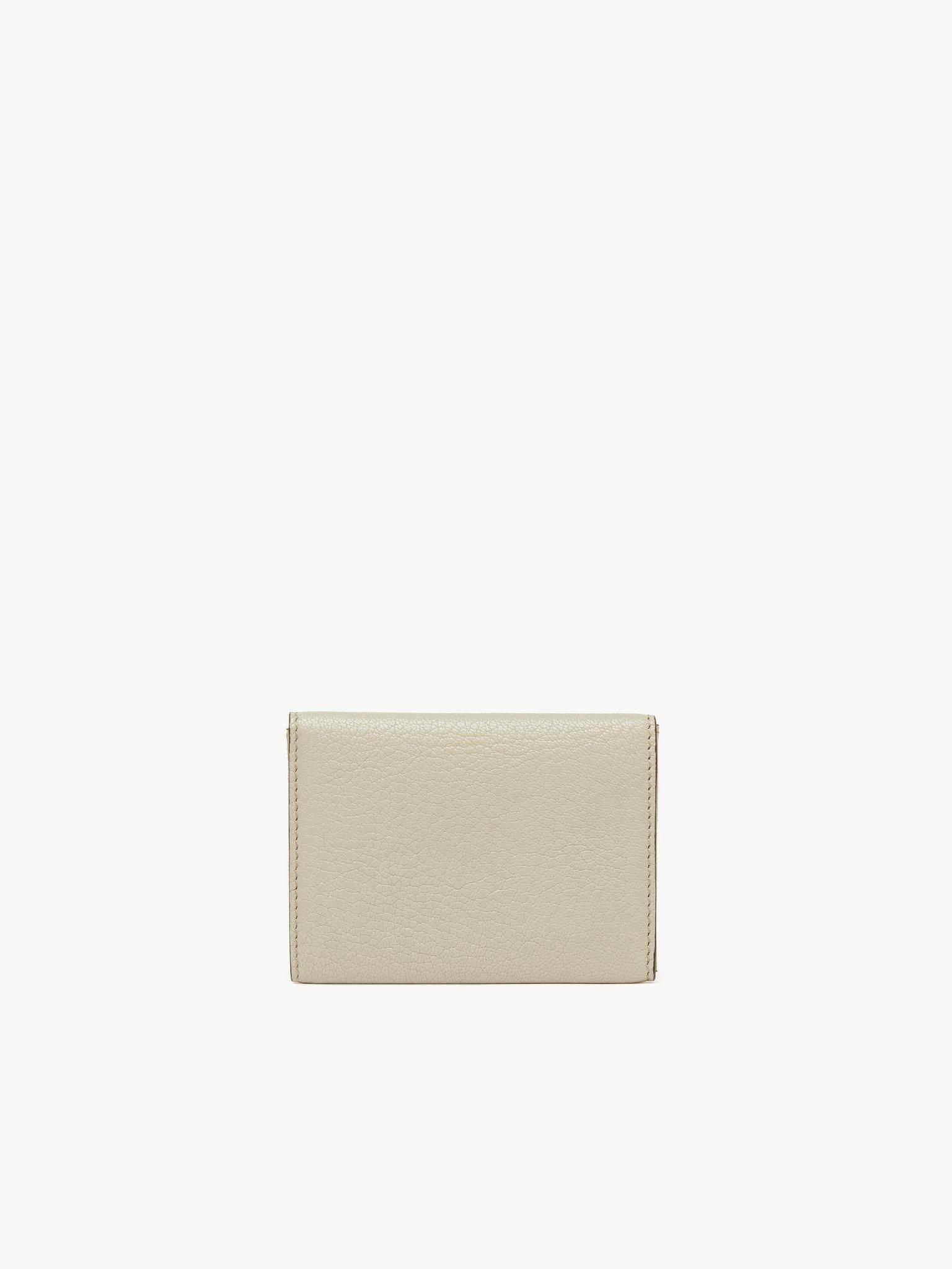 Envelope card holder in grained leather Product Image