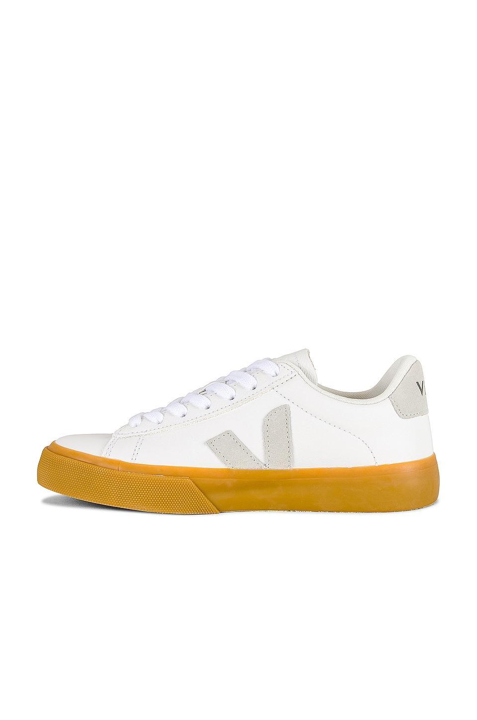 Campo Sneaker Veja Product Image