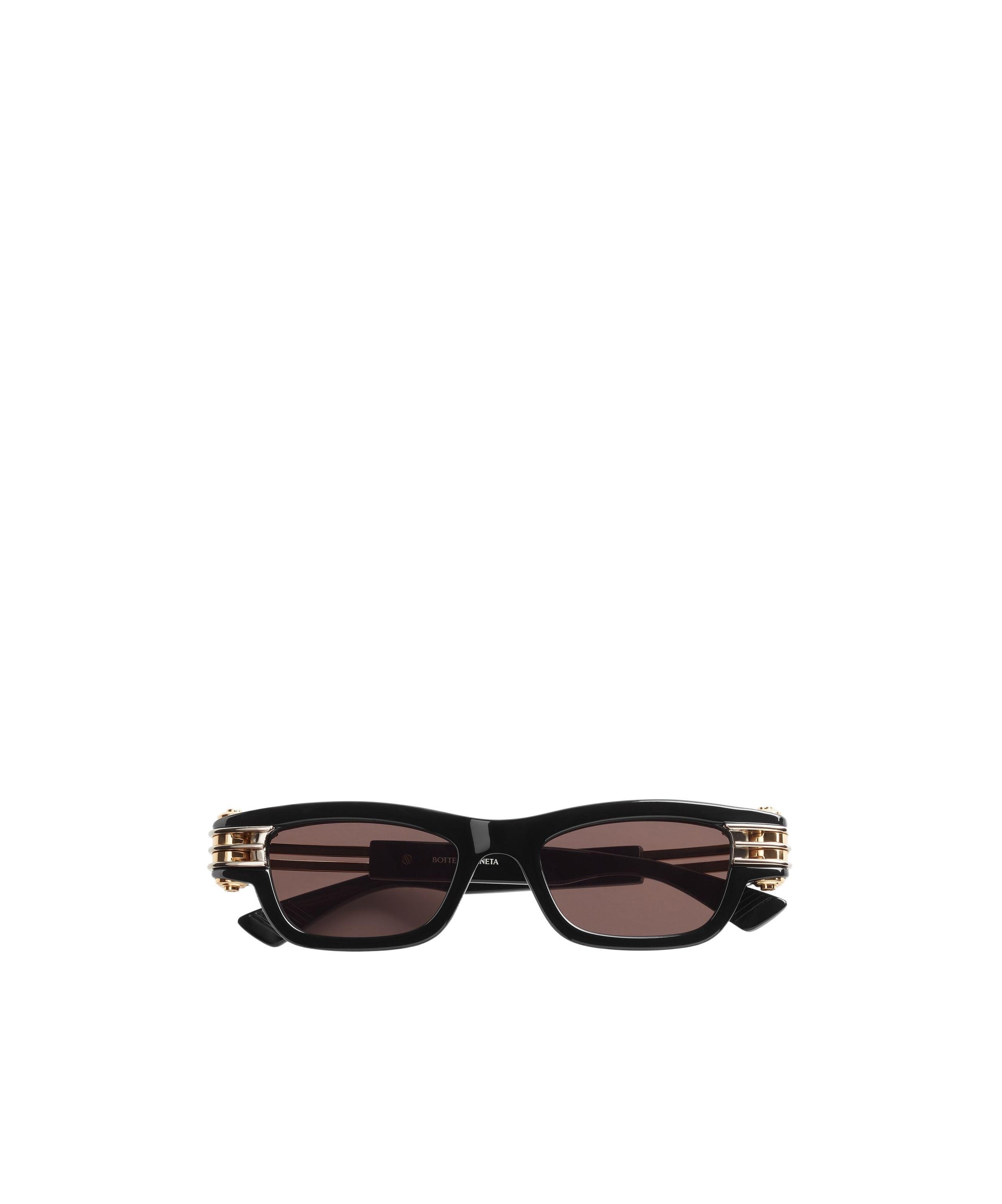 BOTTEGA VENETA Logo Sunglasses In Black Product Image