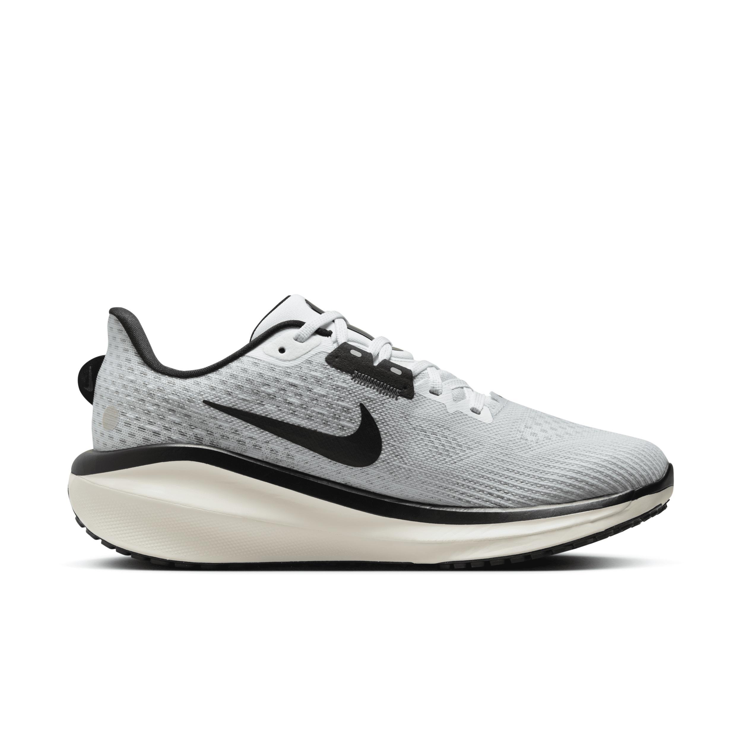 Womens Nike Vomero 17 Running Shoes Product Image