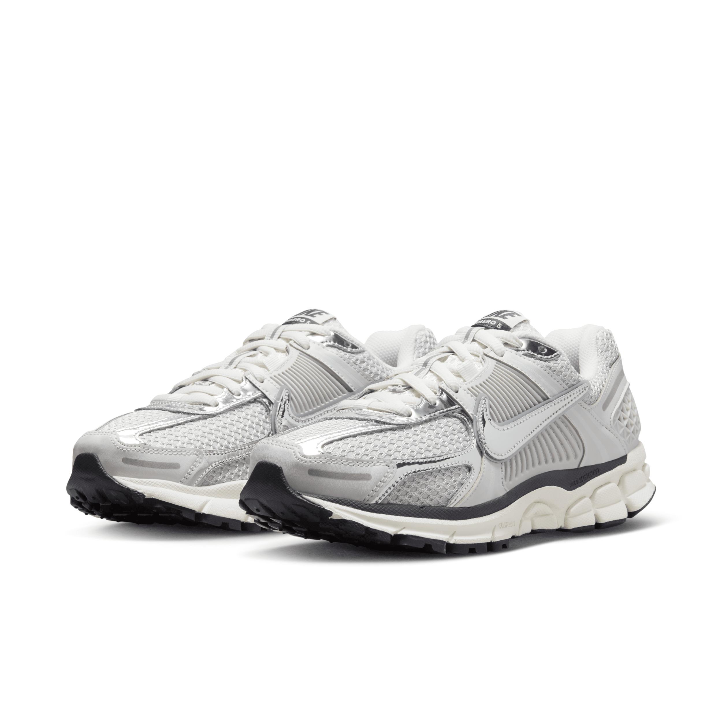 Nike Women's Zoom Vomero 5 Shoes Product Image