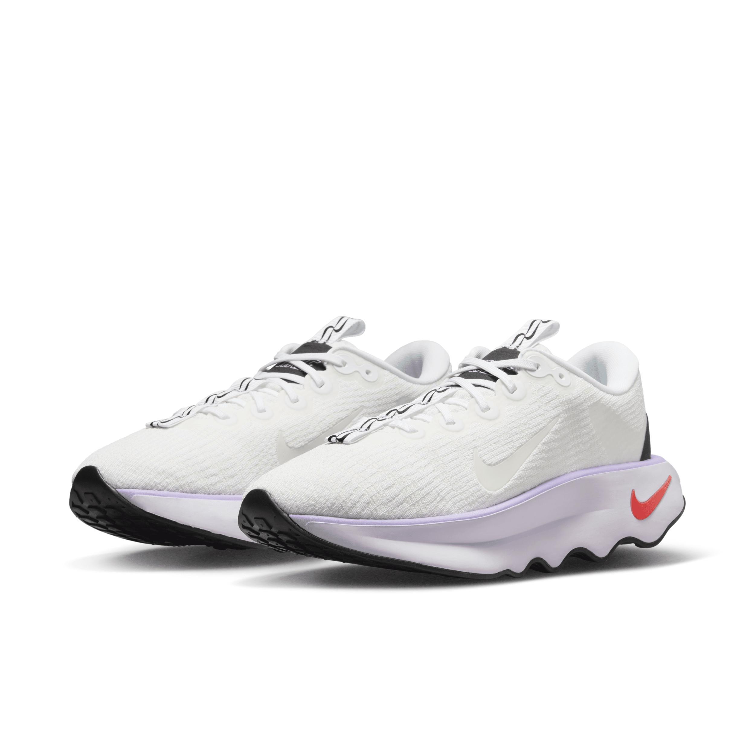 Nike Women's Motiva Walking Shoes Product Image