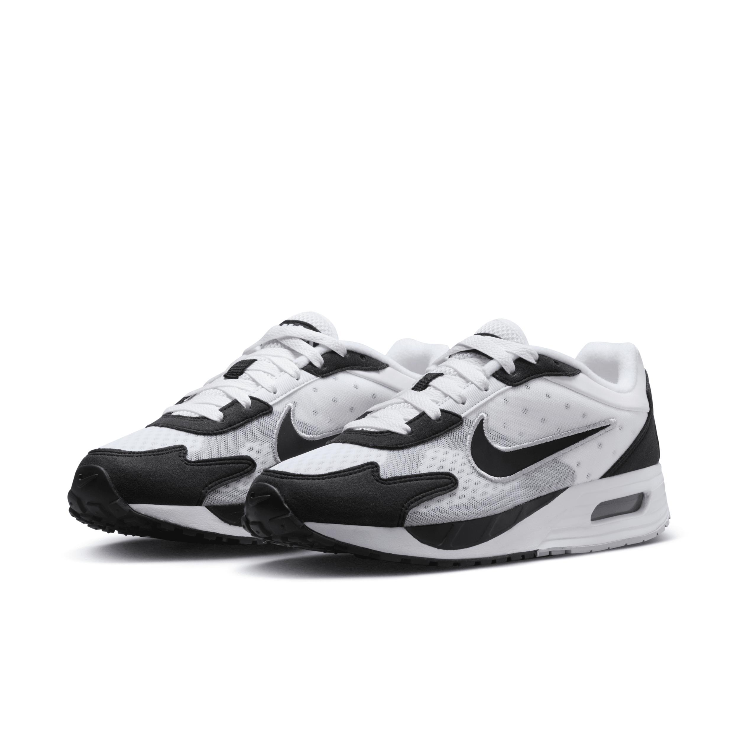 Nike Womens Air Max Solo Shoes Product Image