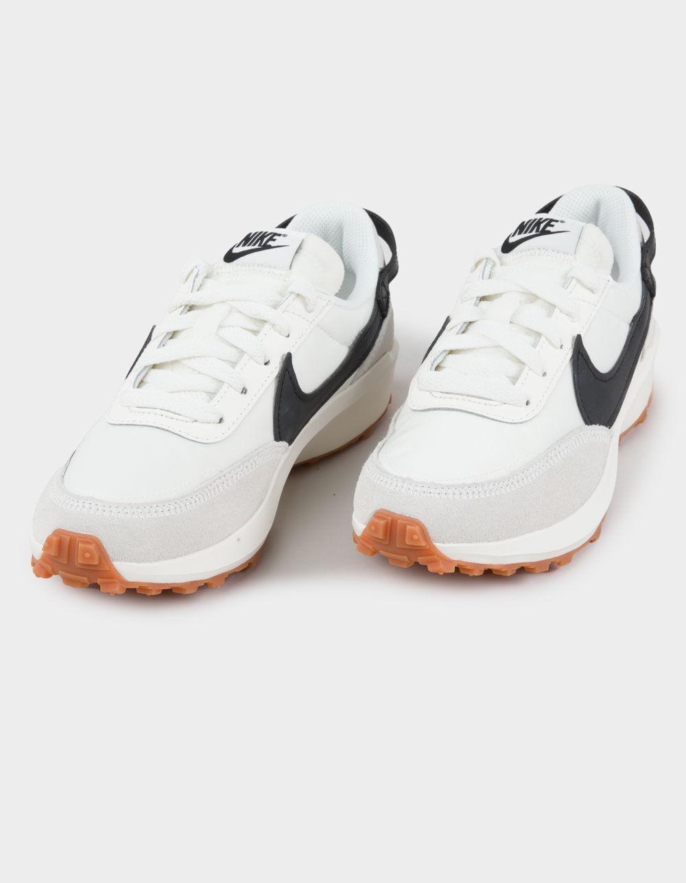 NIKE Waffle Debut Womens Shoes Product Image