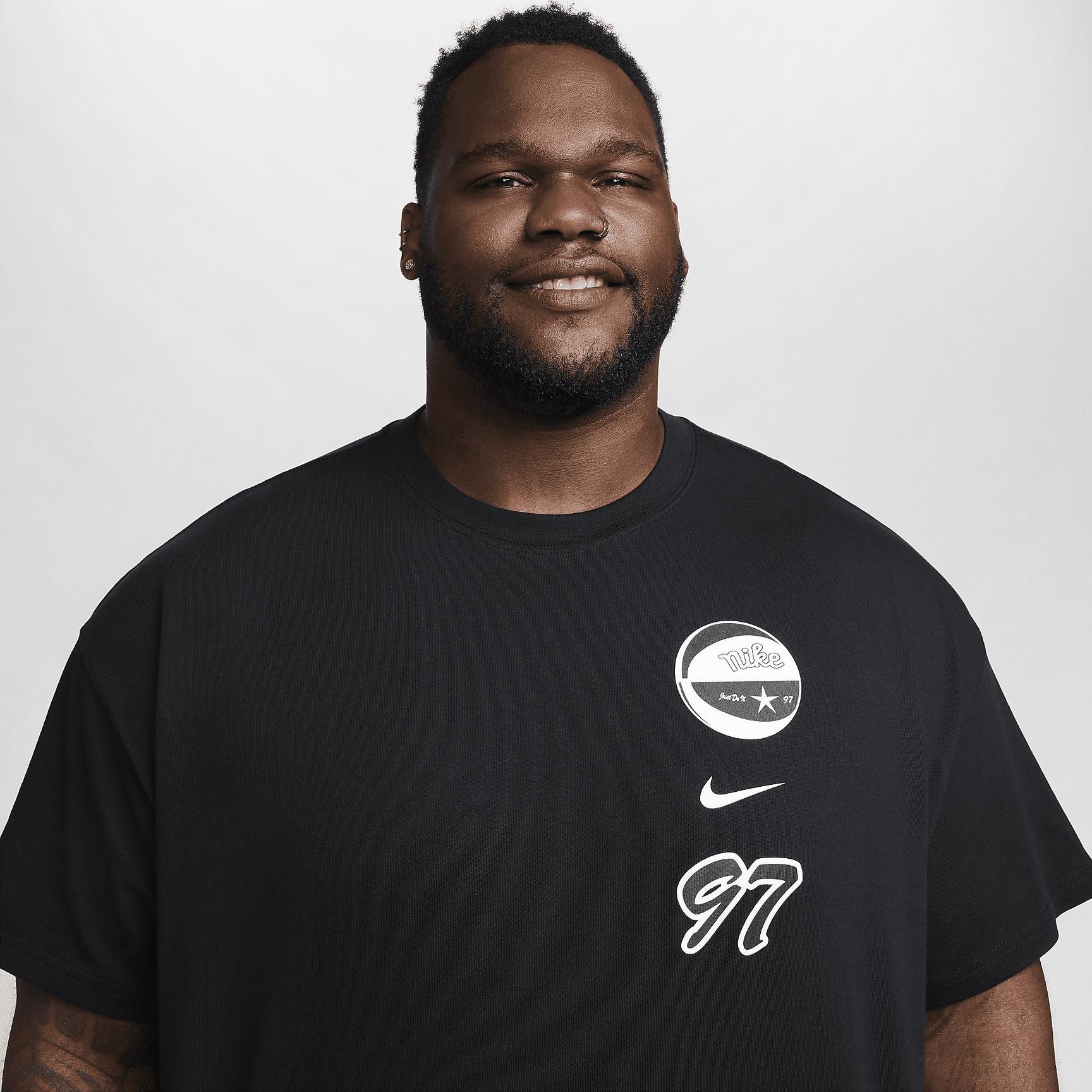 Nike Men's Max90 Basketball T-Shirt Product Image