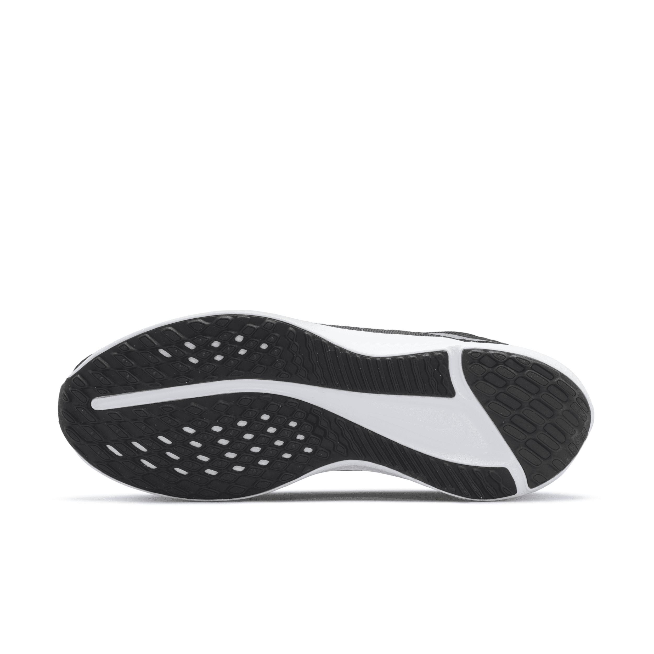 Mens Nike Quest 5 Road Running Shoes Product Image