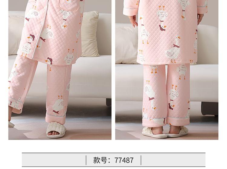 Maternity Pajama Set: Lapel Collar Duck Print Button-Up Robe + Pants Product Image