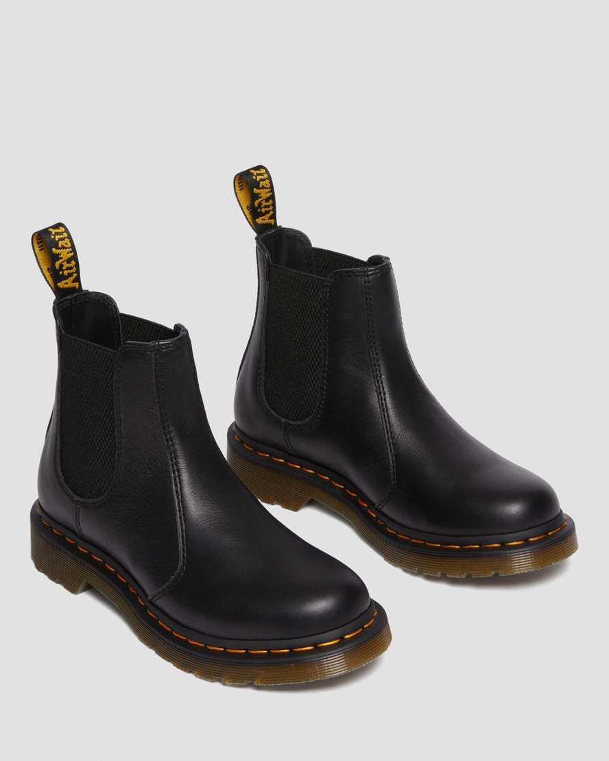 2976 Womens Leather Chelsea Boots Product Image