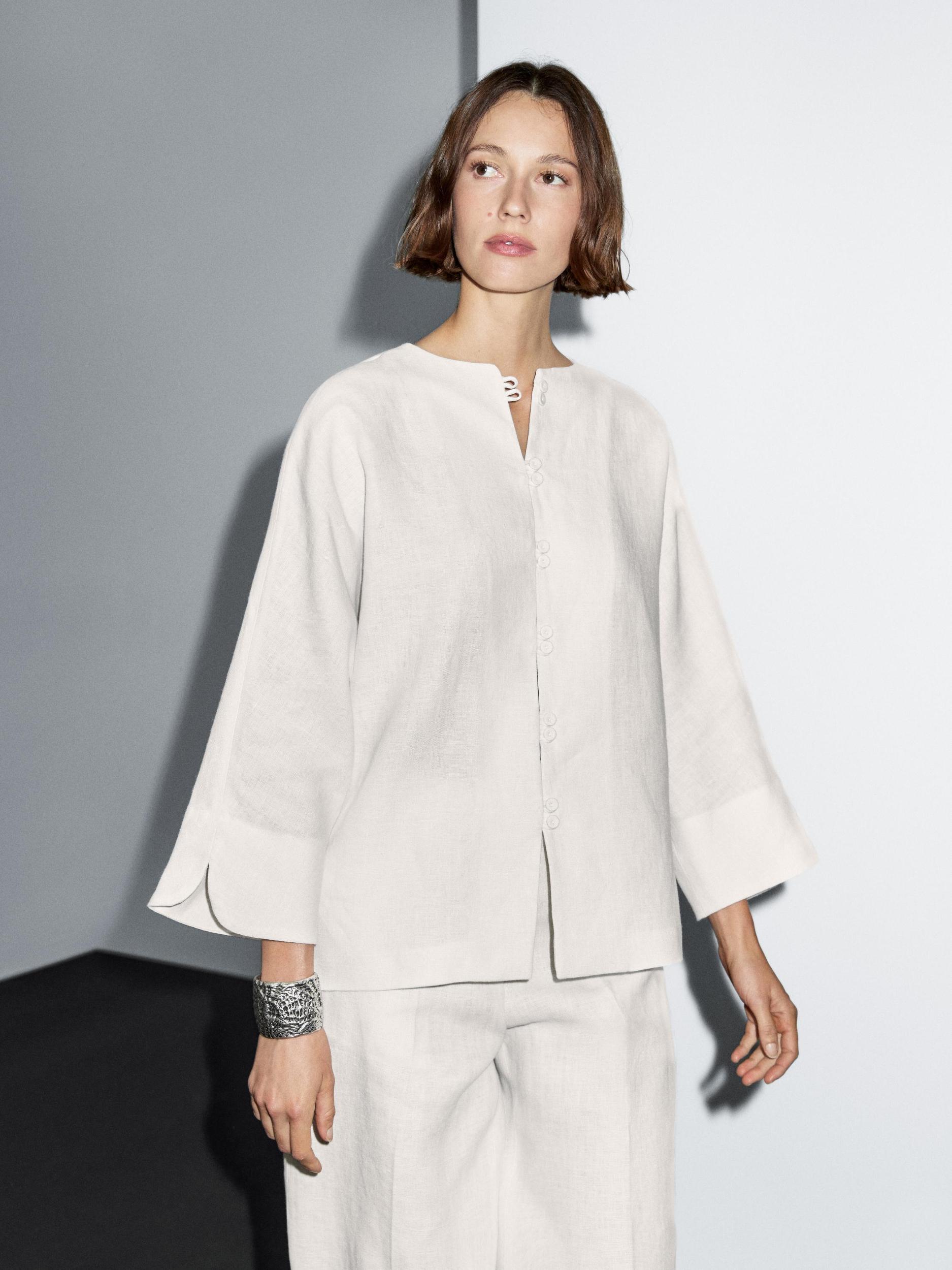 100% linen kimono with button detail Product Image