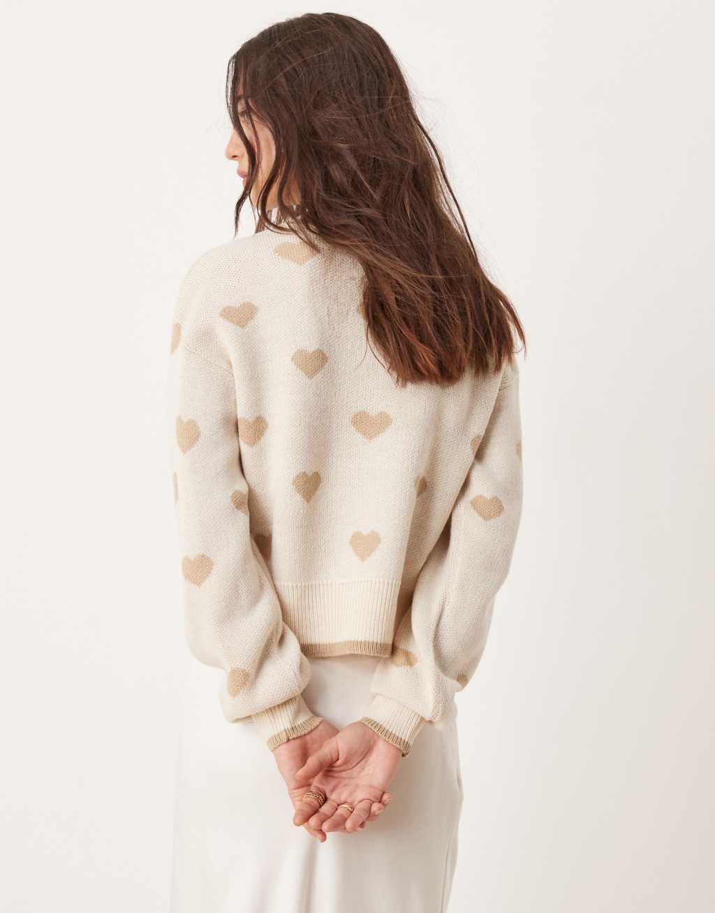 JDY crew neck heart knitted sweater in beige Product Image