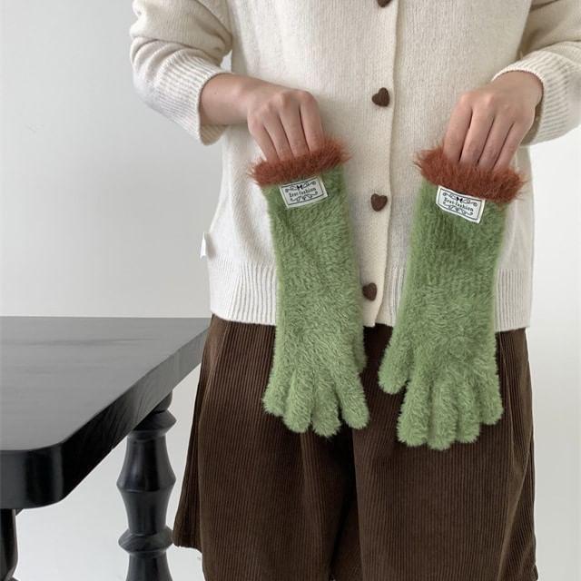 Contrast Trim Knit Gloves Product Image