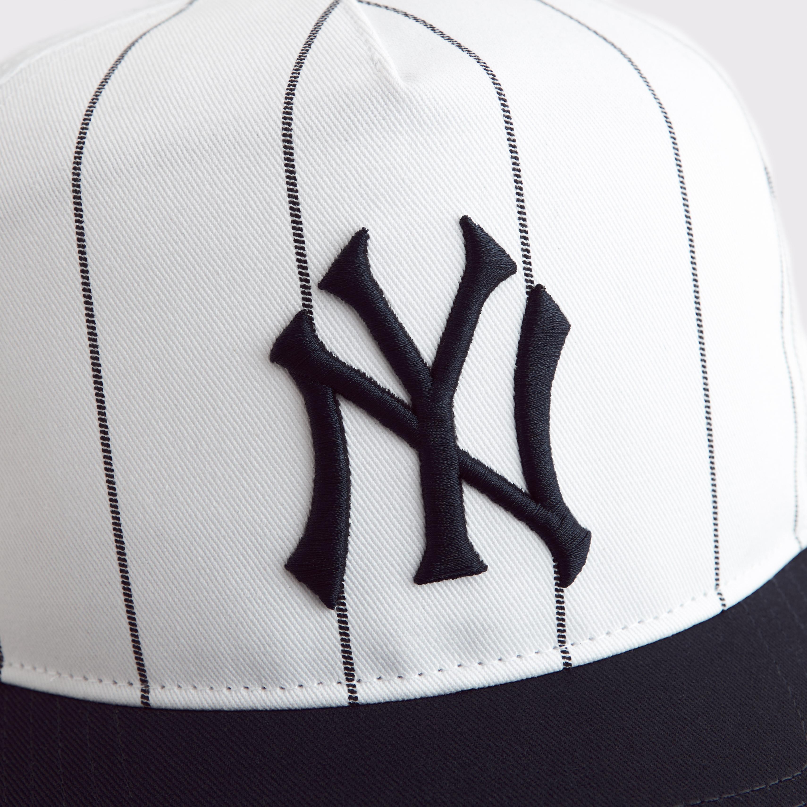 New York Yankees '47 Hitch Cap Product Image