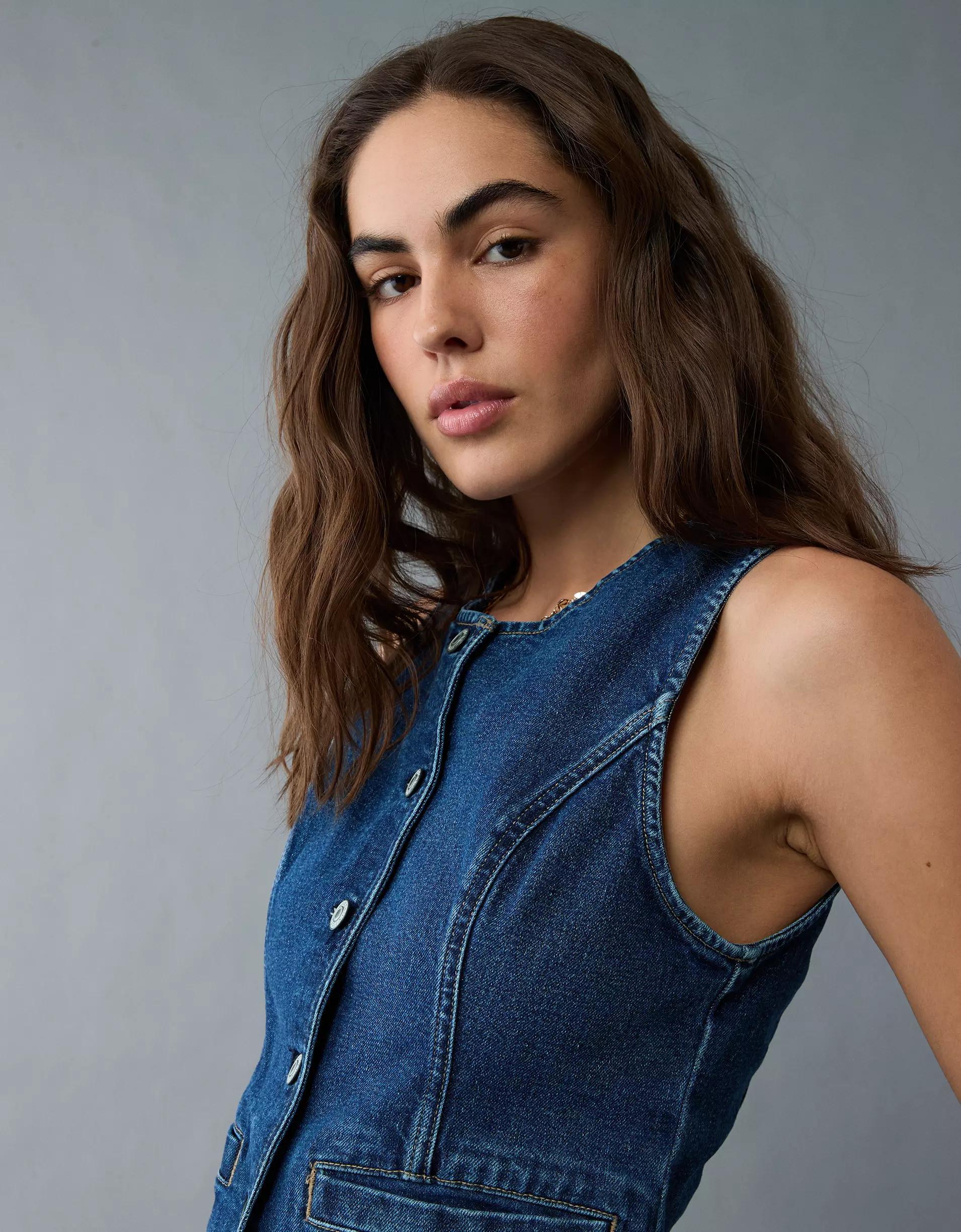 AE Crew Neck Button-Up Denim Vest Product Image