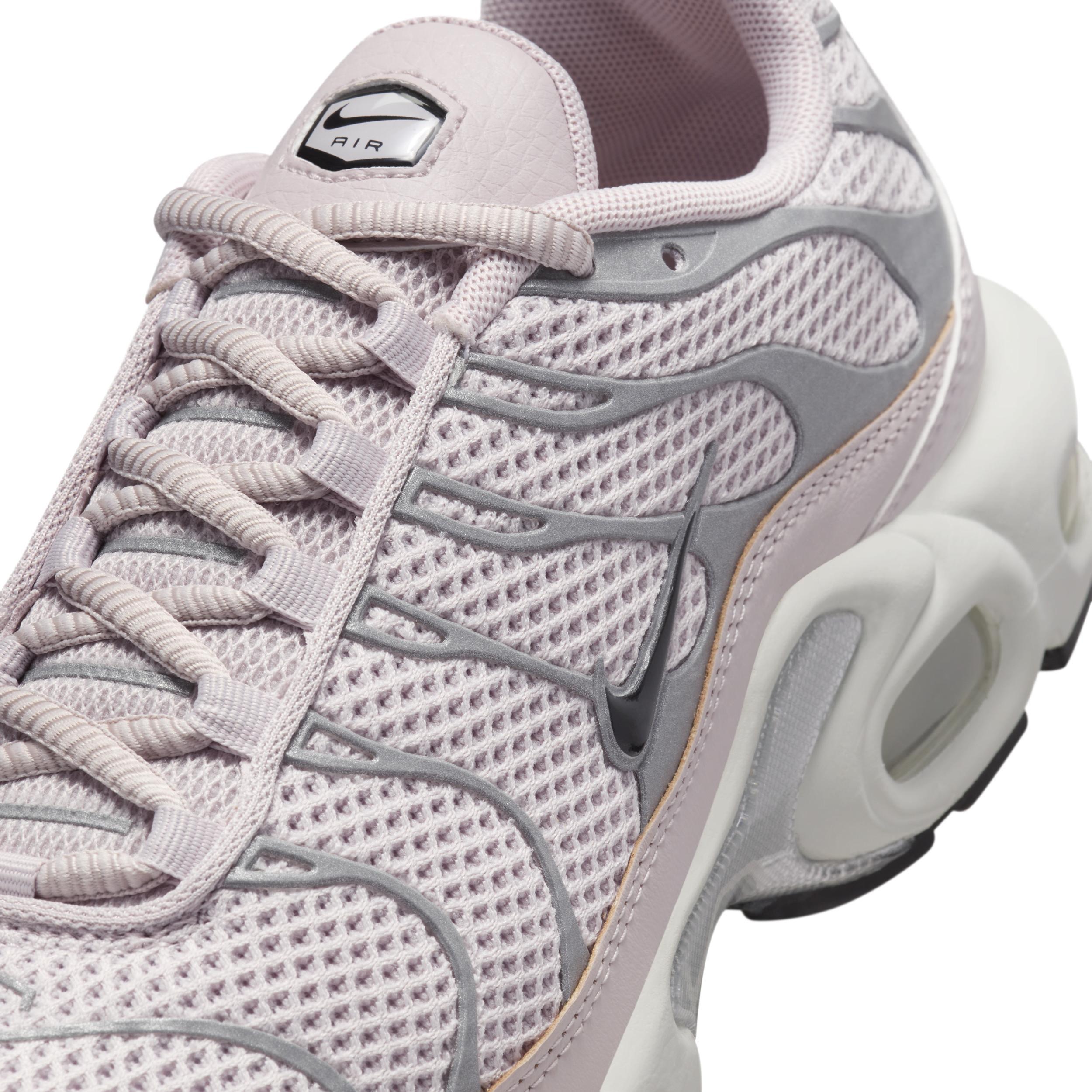 Nike Air Max Plus Women's Shoes Product Image