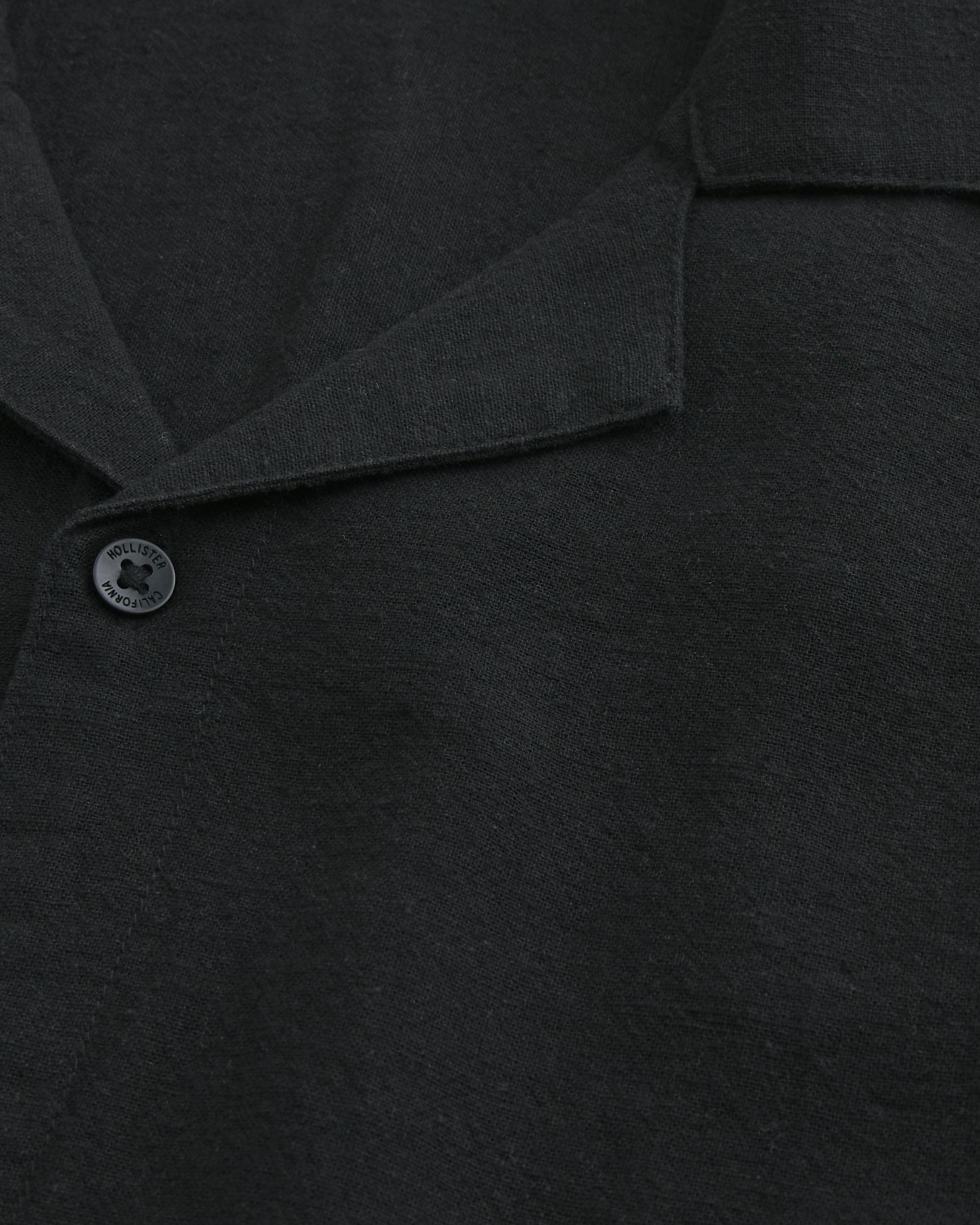 Boxy Short-Sleeve Linen-Blend Shirt Product Image