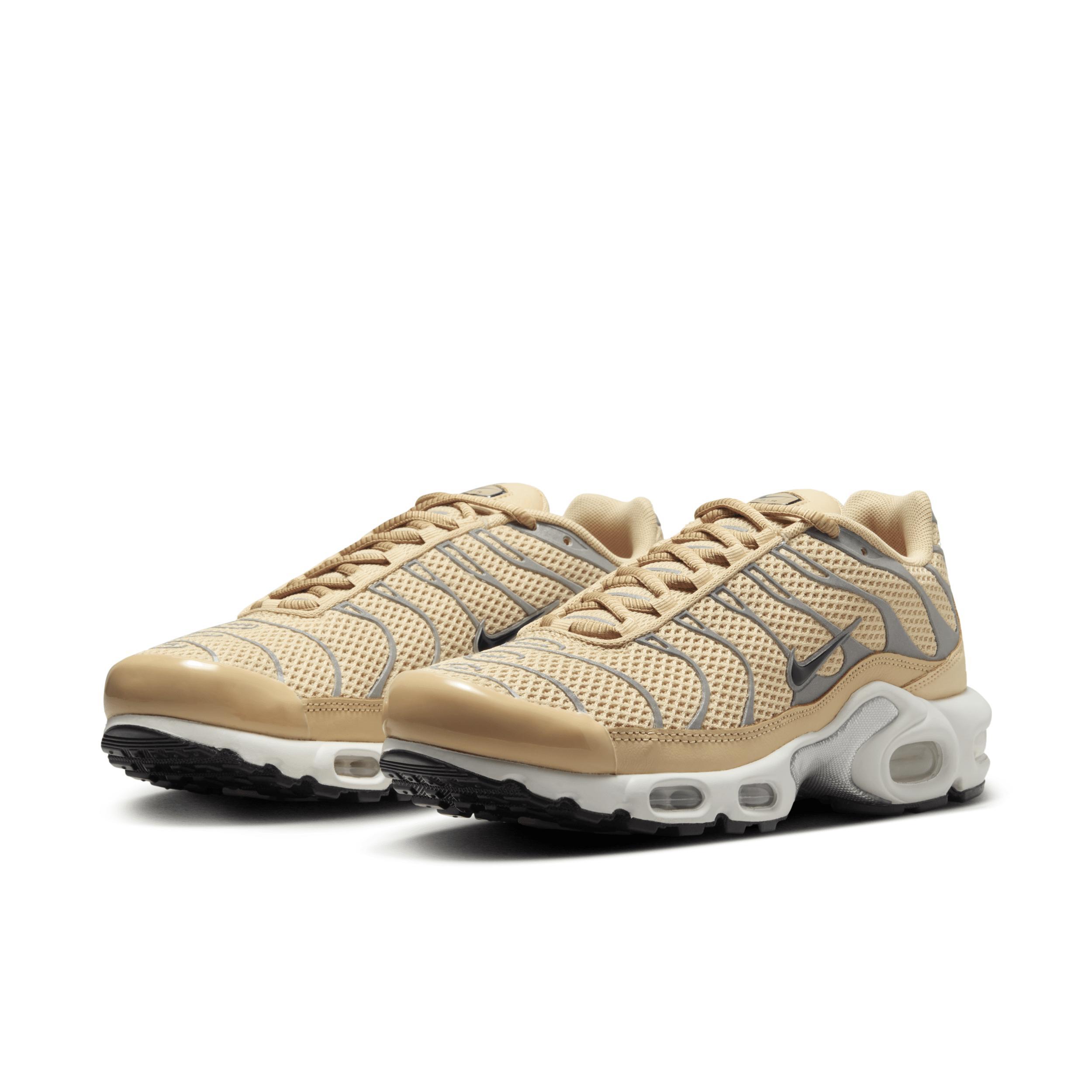 Nike Air Max Plus Women's Shoes Product Image