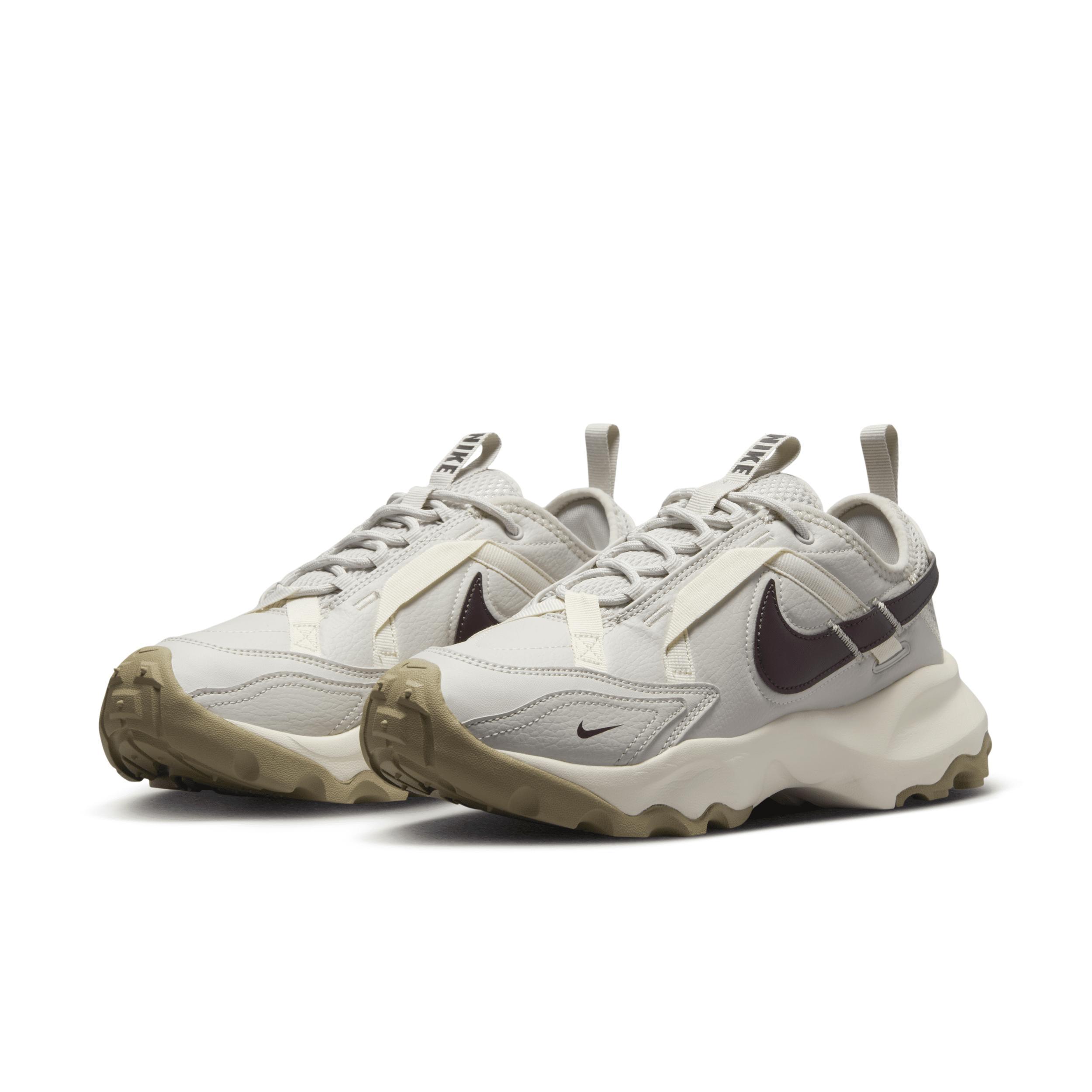 Nike Women's TC 7900 Shoes Product Image