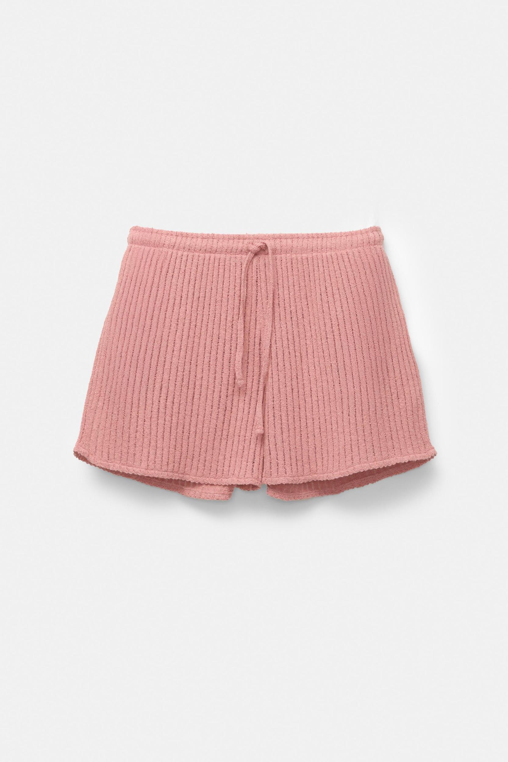 Open-knit shorts Product Image