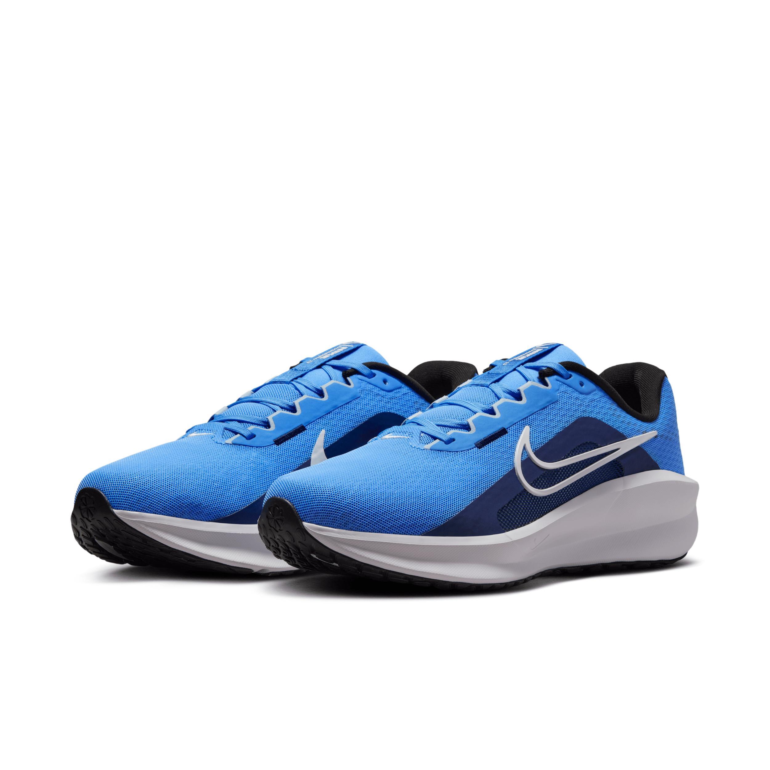 Nike Men's Downshifter 13 Road Running Shoes (Extra Wide) Product Image