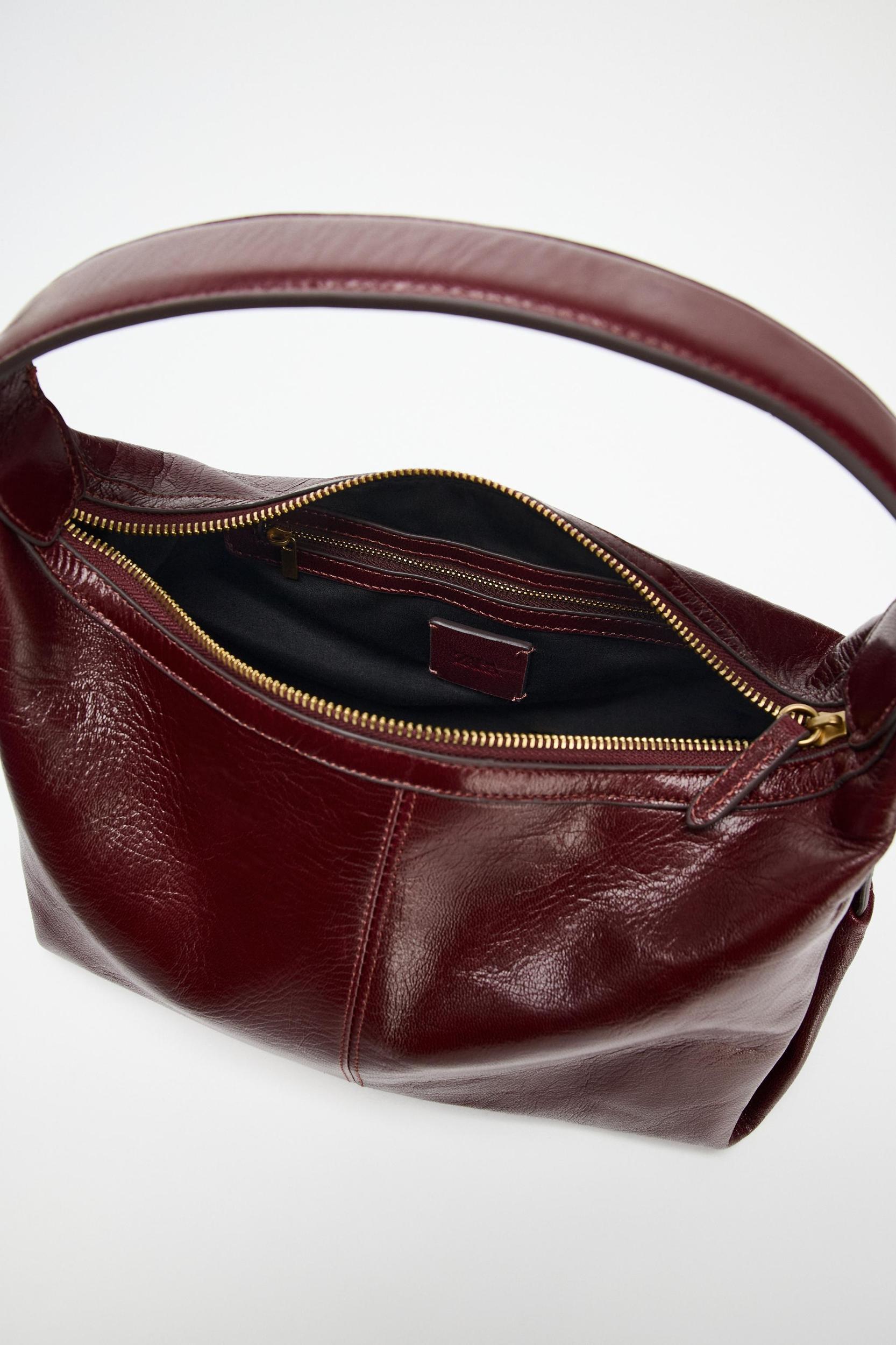 LEATHER SHOULDER BAG Product Image