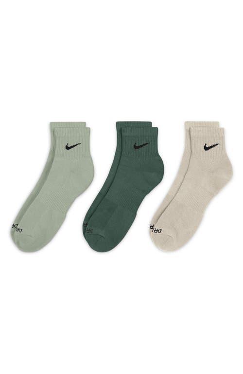 Nike Mens Nike 3 Pack Dri-FIT Plus Quarter Socks - Mens Product Image