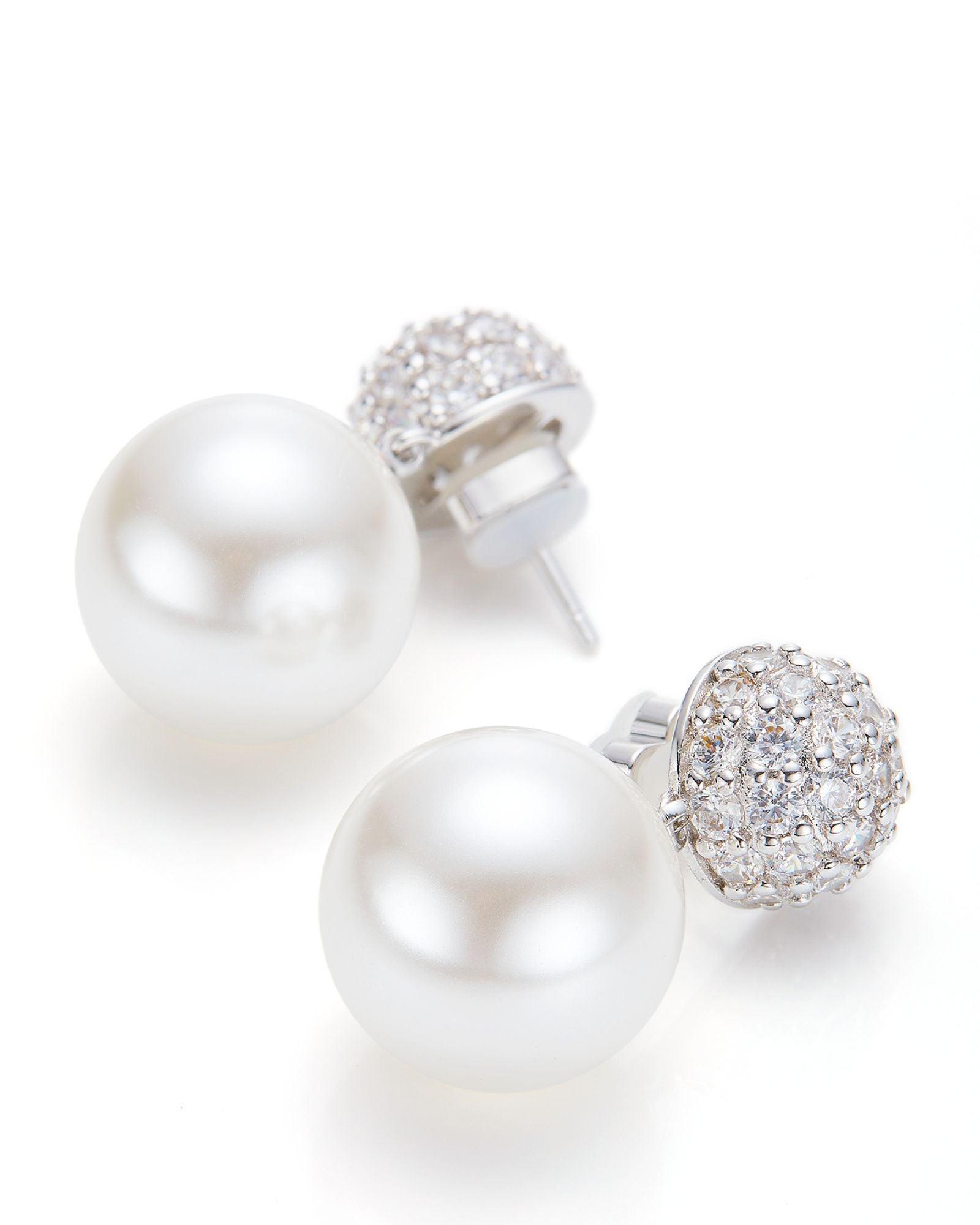 Evie Pearl Earrings Product Image