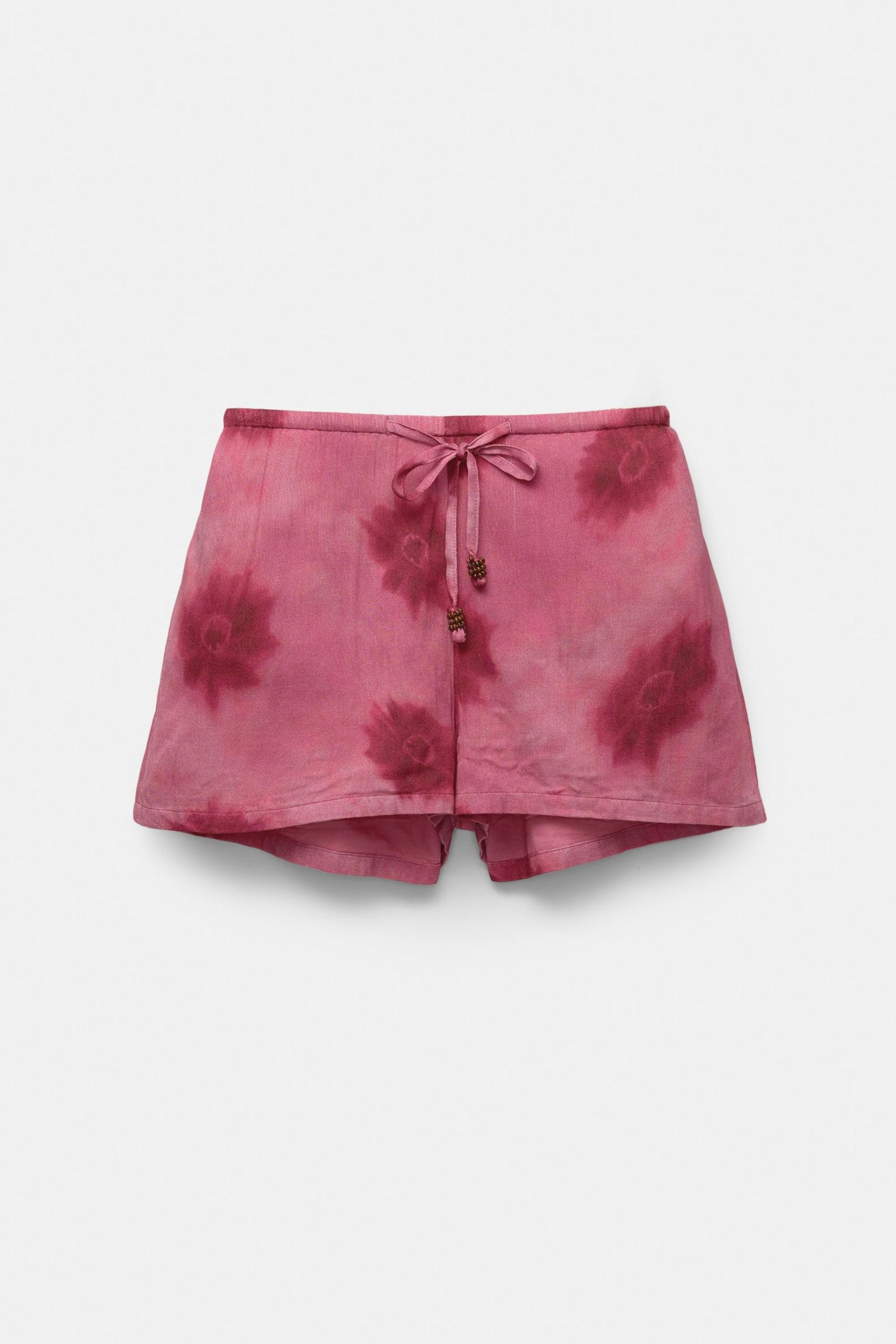 Printed shorts Product Image