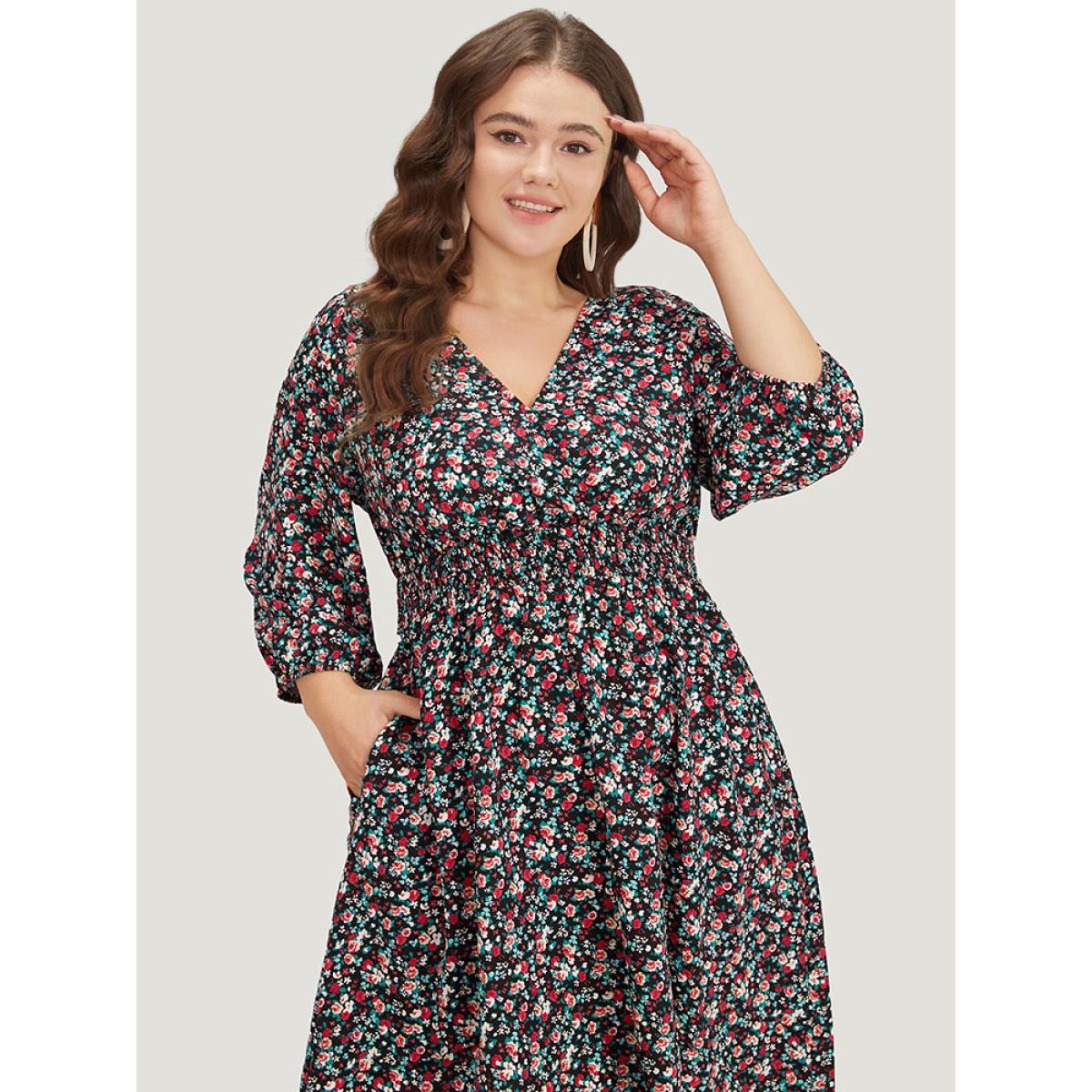 Plus Size Ditsy Floral Shirred Pocket Lantern Sleeve Dress Black Women Elegant Elastic cuffs V-neck Elbow-length sleeve Curvy Midi Dress BloomChic 12/L Product Image