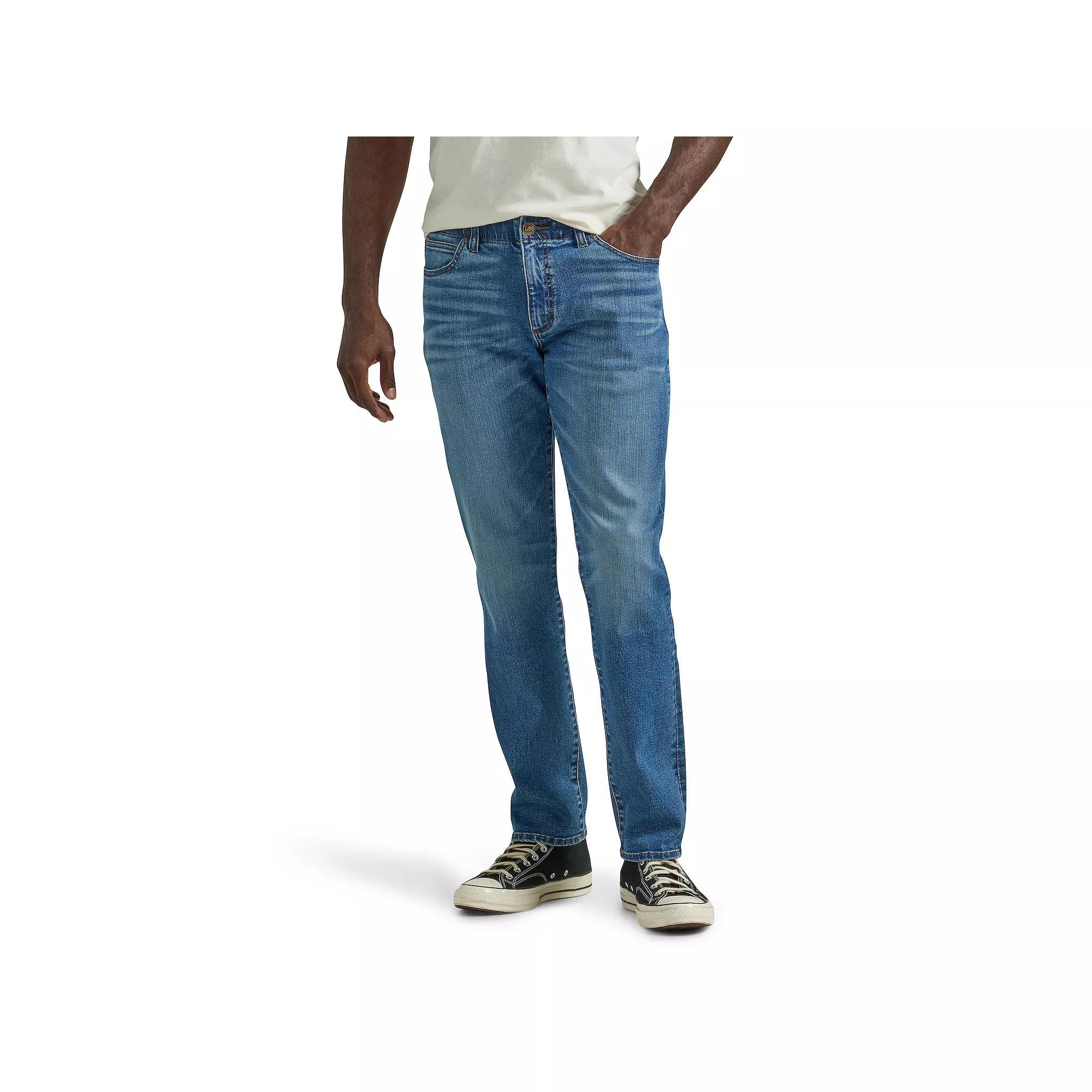 Men's Extreme Motion MVP Straight Fit Tapered Jeans Product Image
