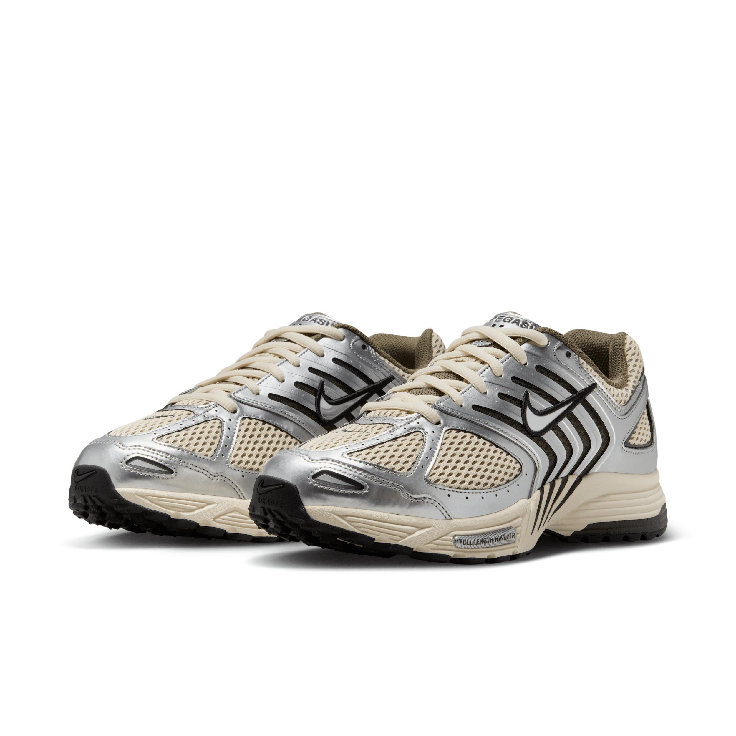 Nike Men's Air Pegasus 2005 Shoes Product Image