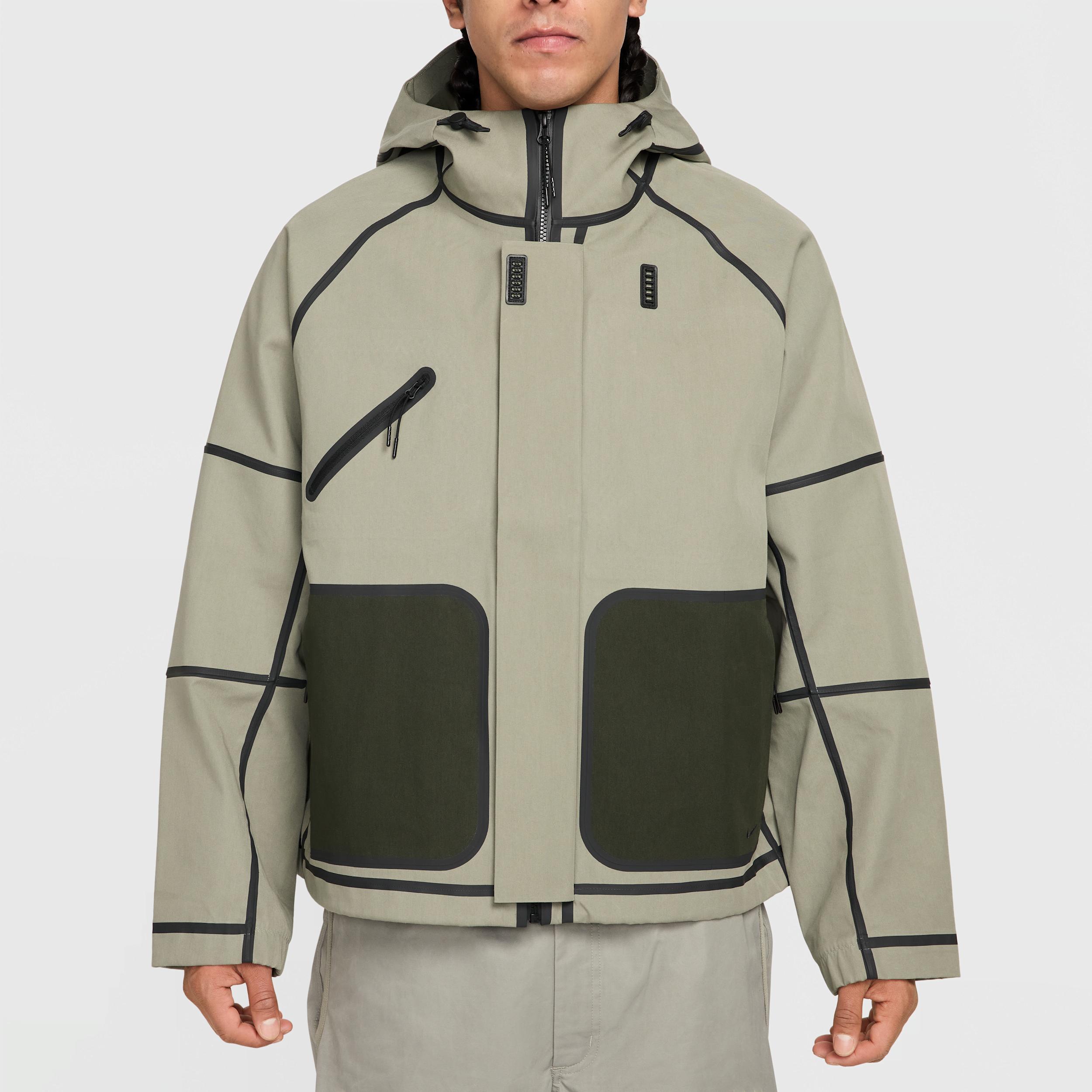 Nike Men's Tech Storm-FIT Hooded Rain Jacket Product Image