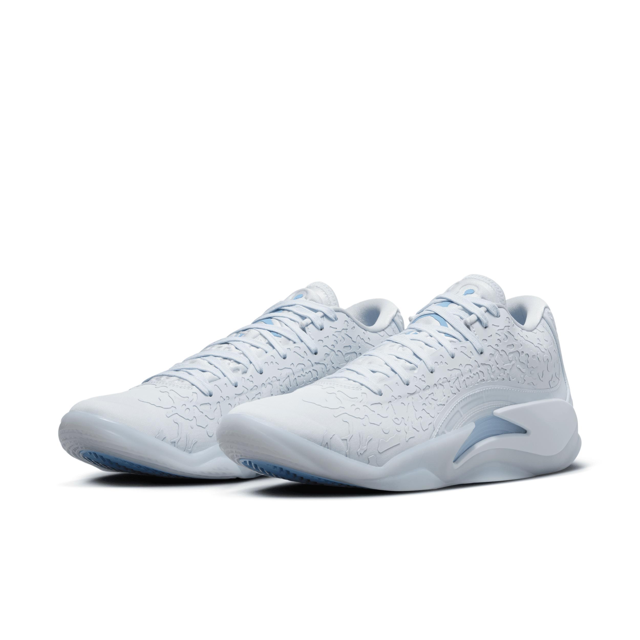 Nike Men's Zion 3 Basketball Shoes Product Image