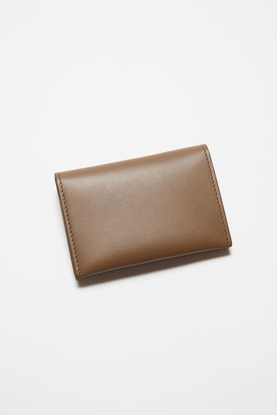 Folded card holder Product Image